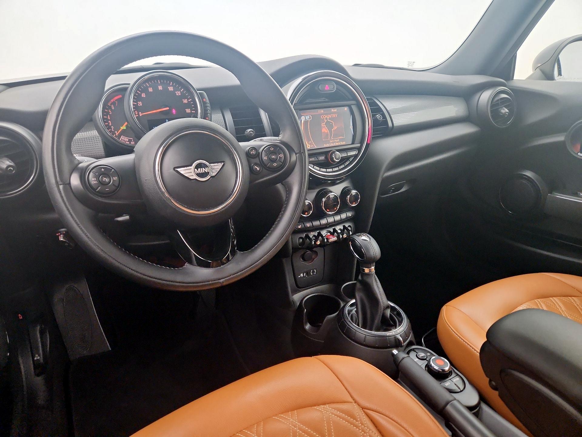 Thumbnail: 2016 MINI Cooper - 9