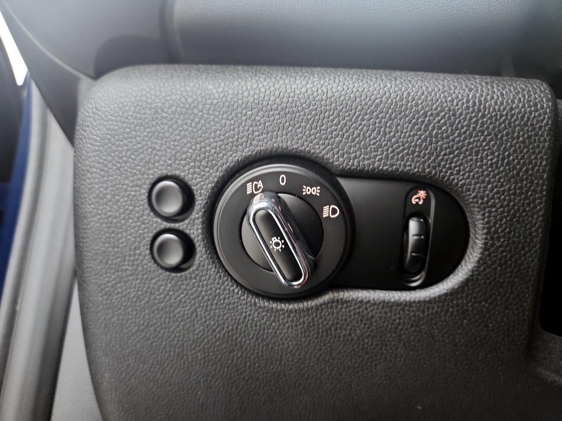 Thumbnail: 2016 MINI Cooper - 13