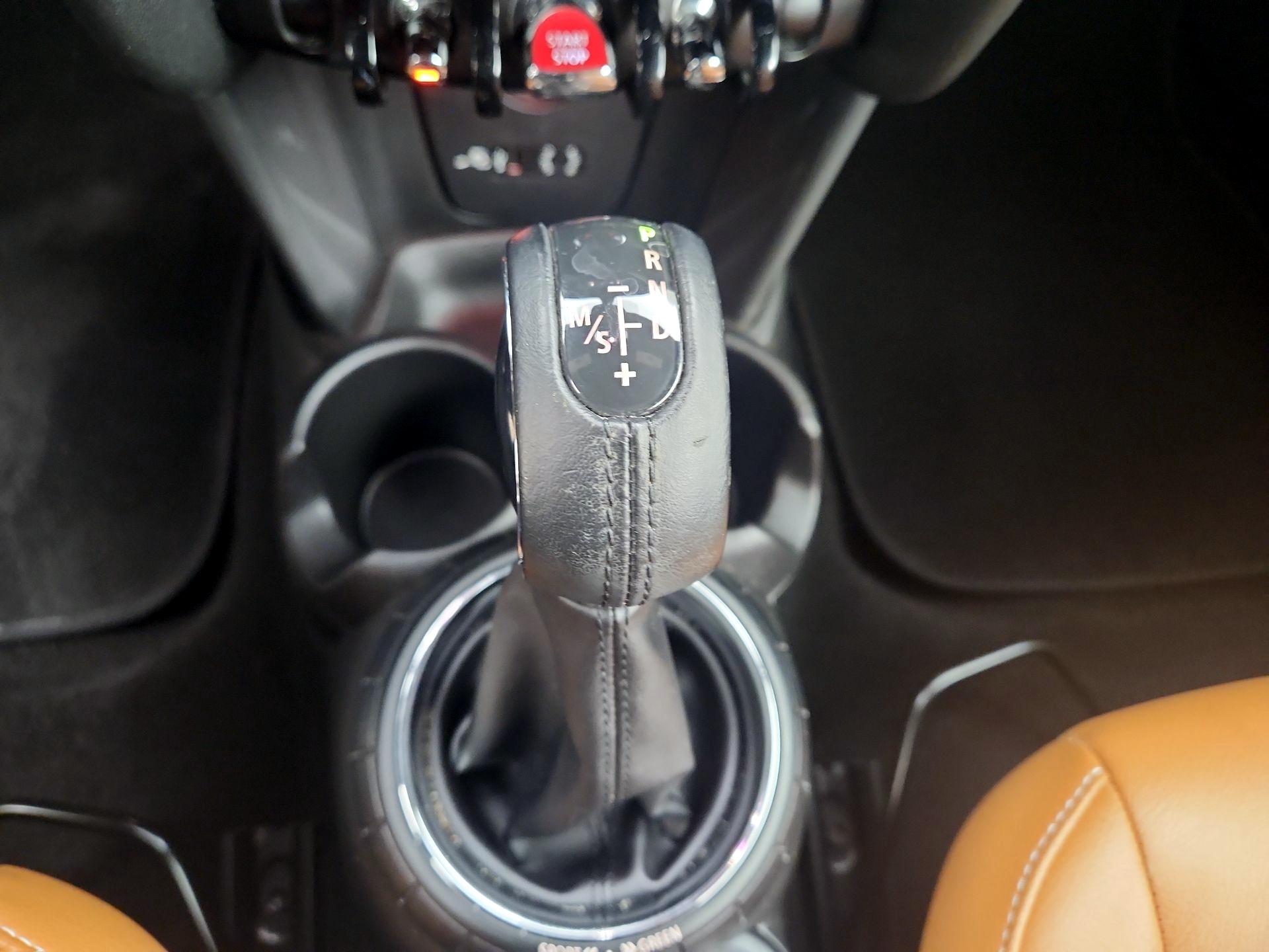 Thumbnail: 2016 MINI Cooper - 16