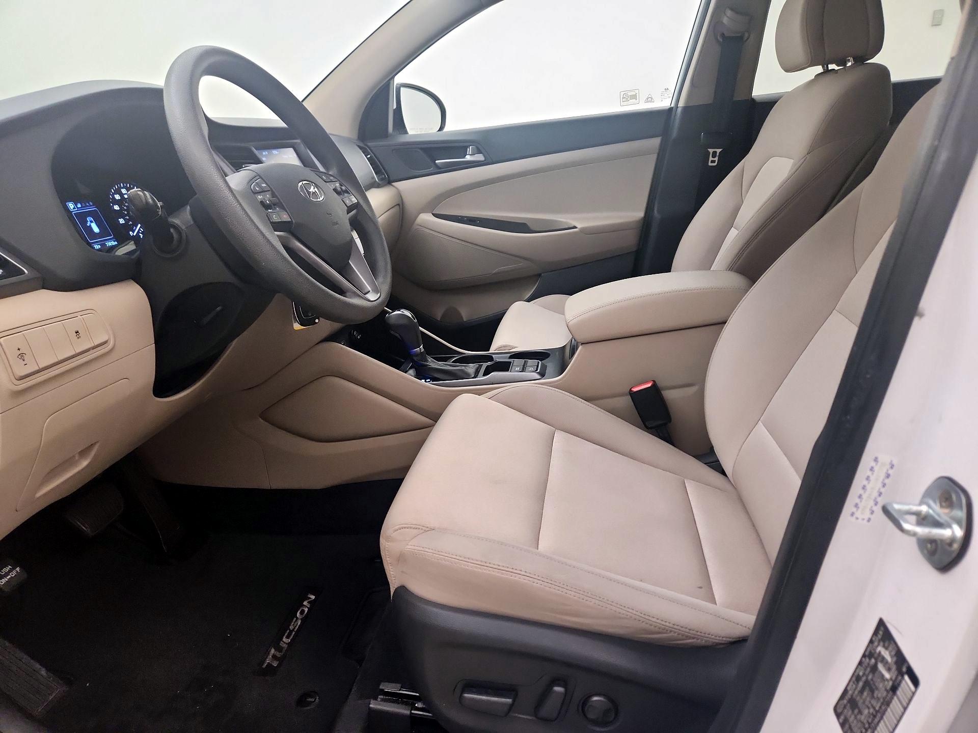 Thumbnail: 2018 Hyundai Tucson - 11