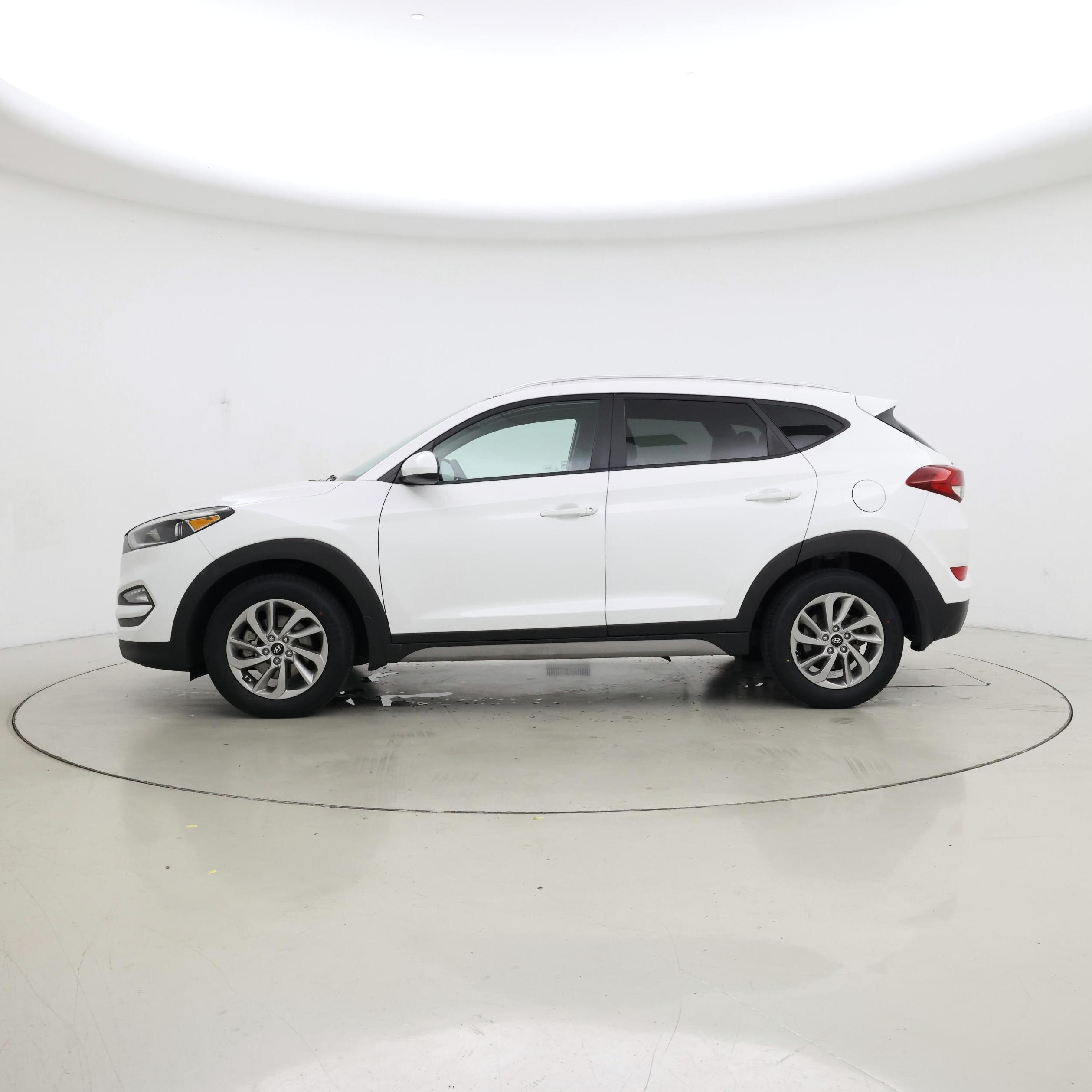 Thumbnail: 2018 Hyundai Tucson - 3