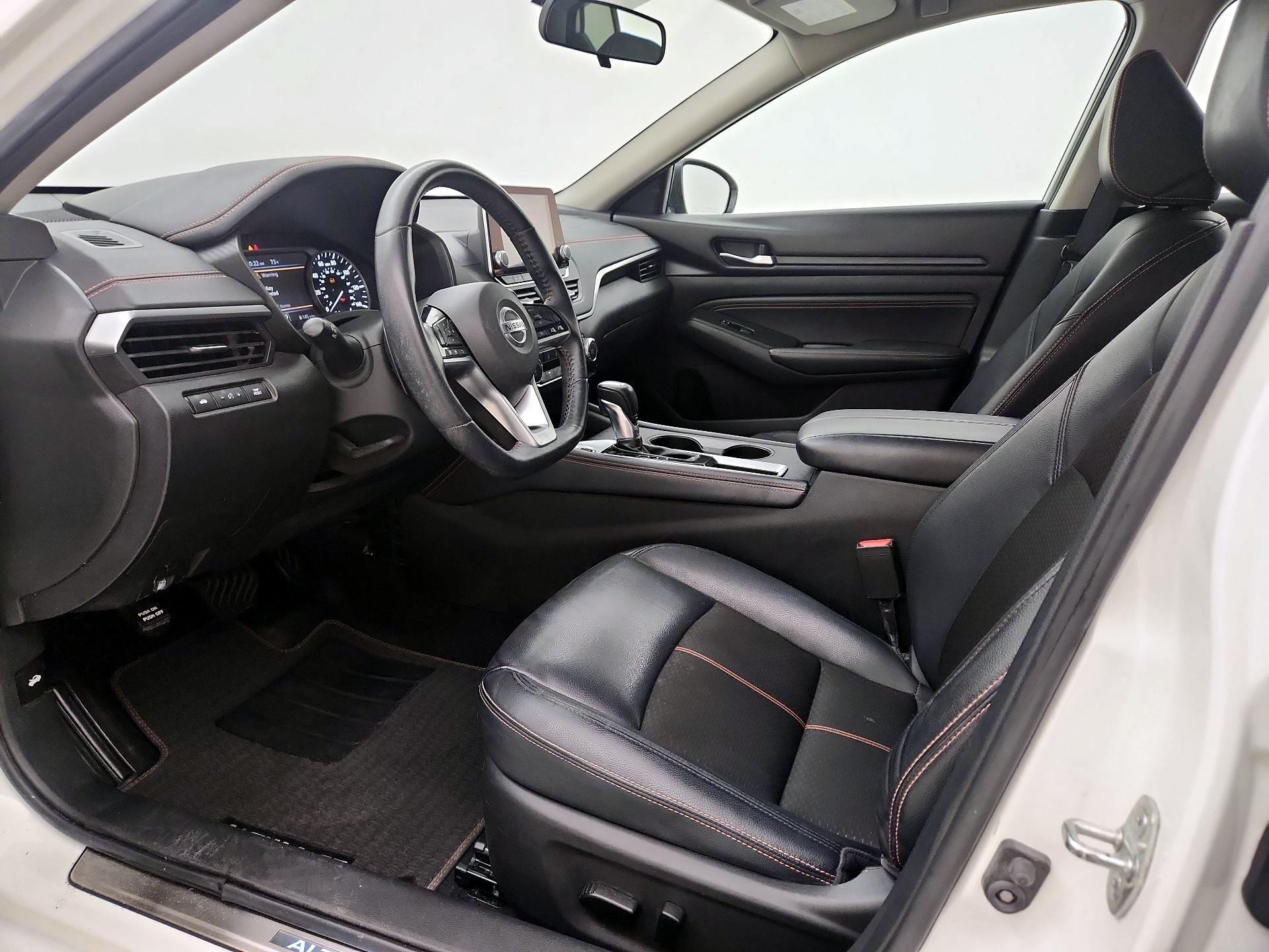 Thumbnail: 2019 Nissan Altima - 11