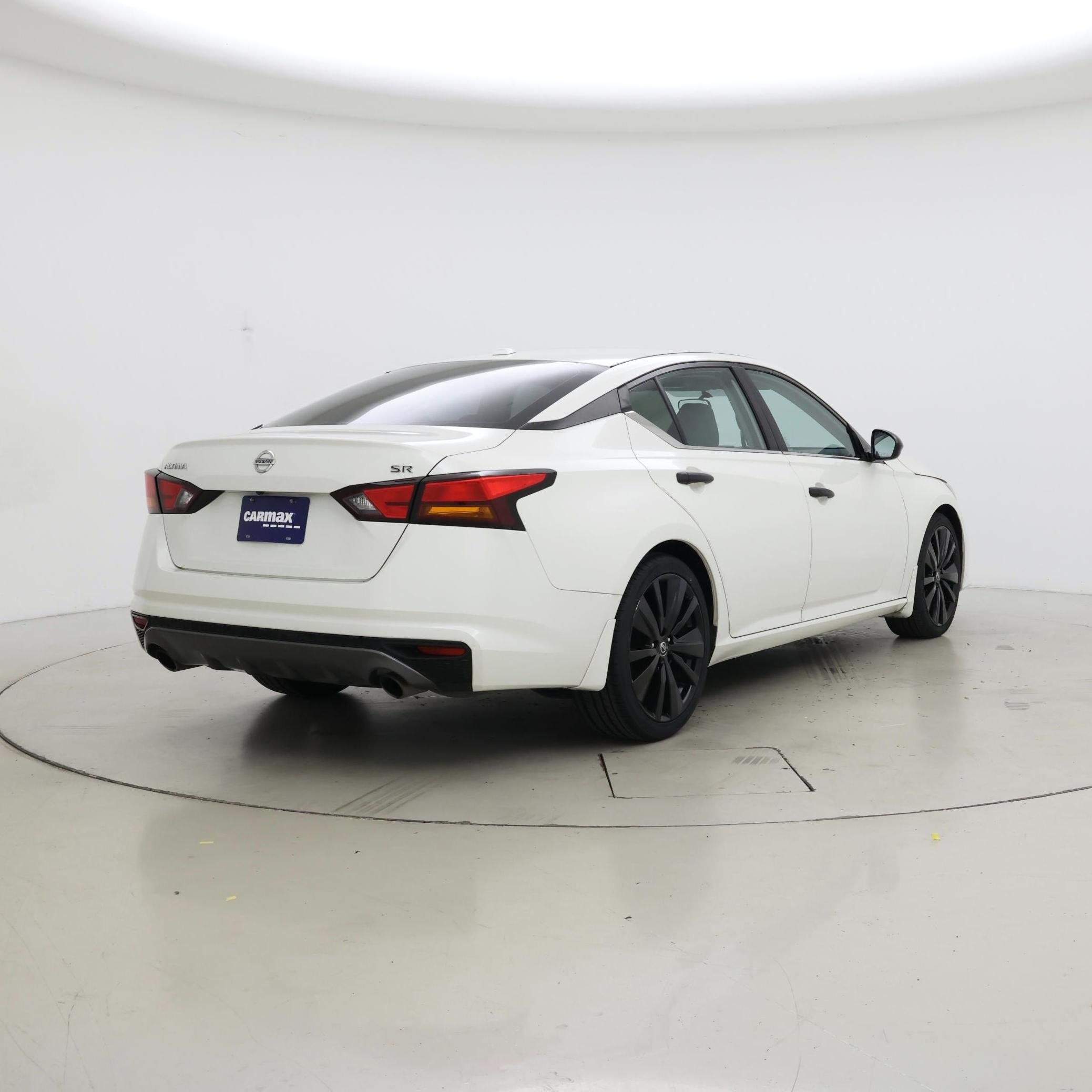 Thumbnail: 2019 Nissan Altima - 8