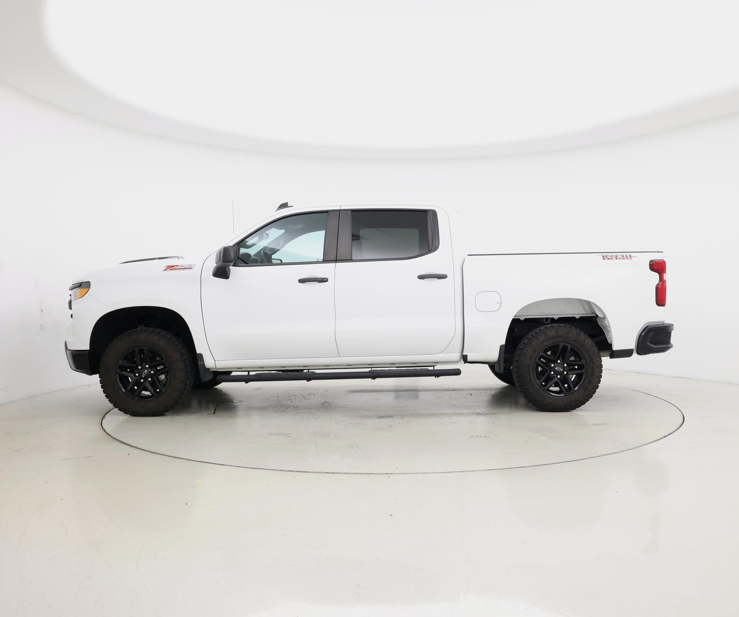 Thumbnail: 2023 Chevrolet Silverado 1500 - 3