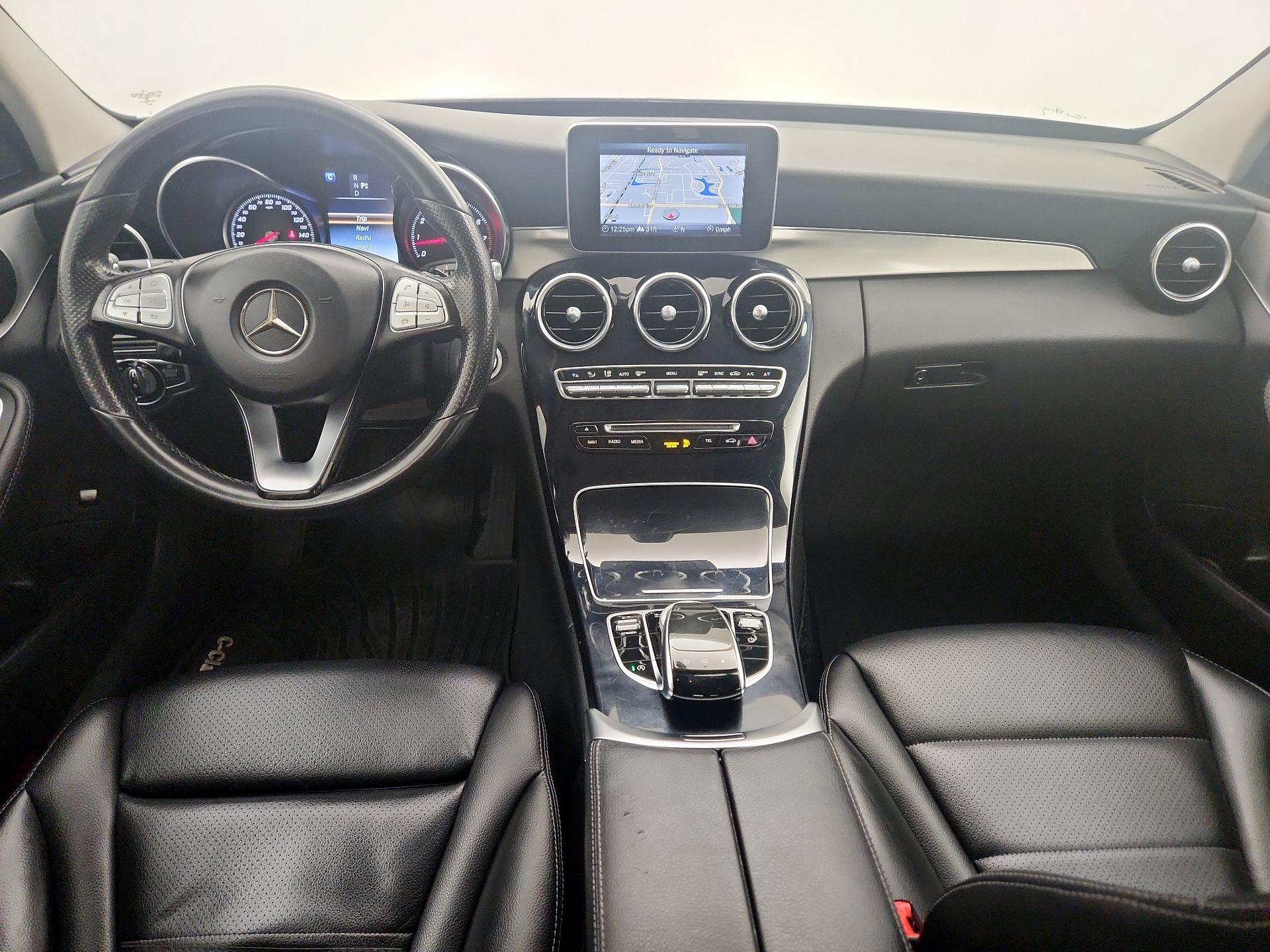 Thumbnail: 2016 Mercedes-Benz C-Class - 9
