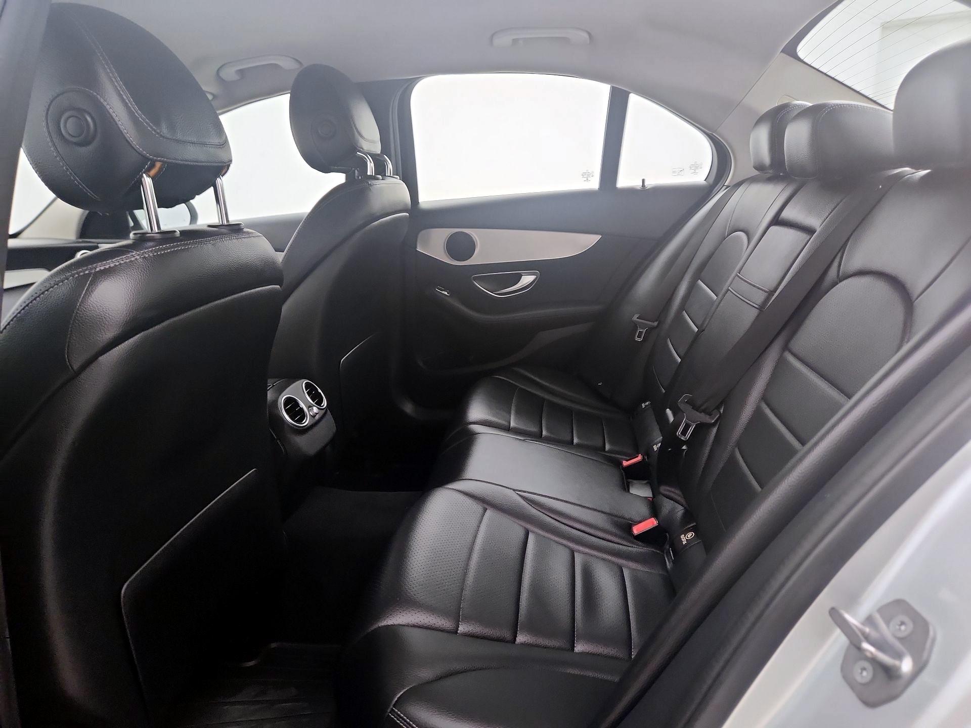Thumbnail: 2016 Mercedes-Benz C-Class - 20