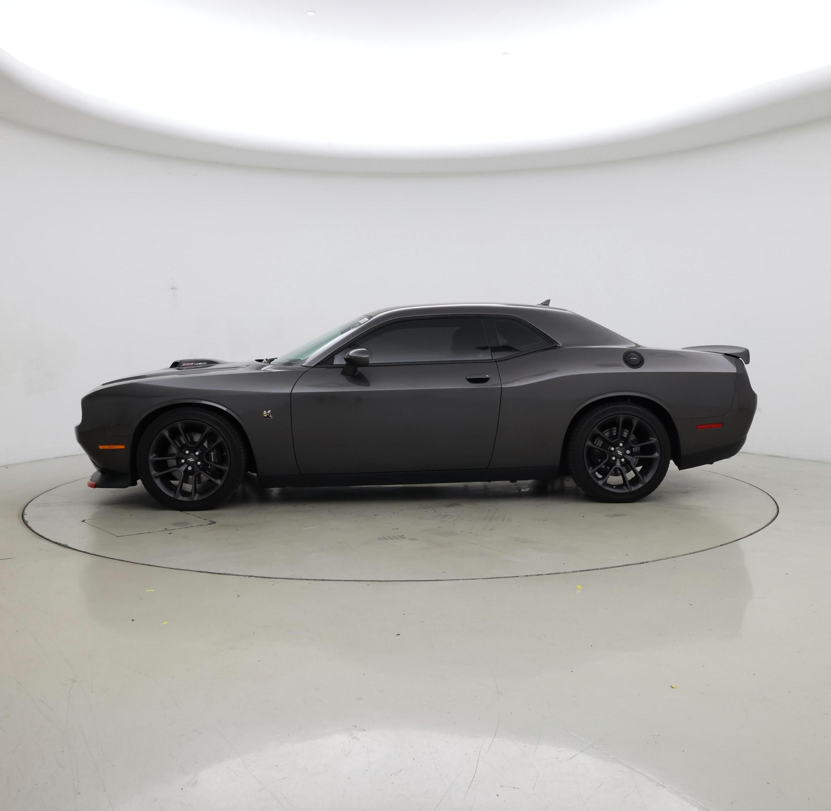 Thumbnail: 2022 Dodge Challenger - 3