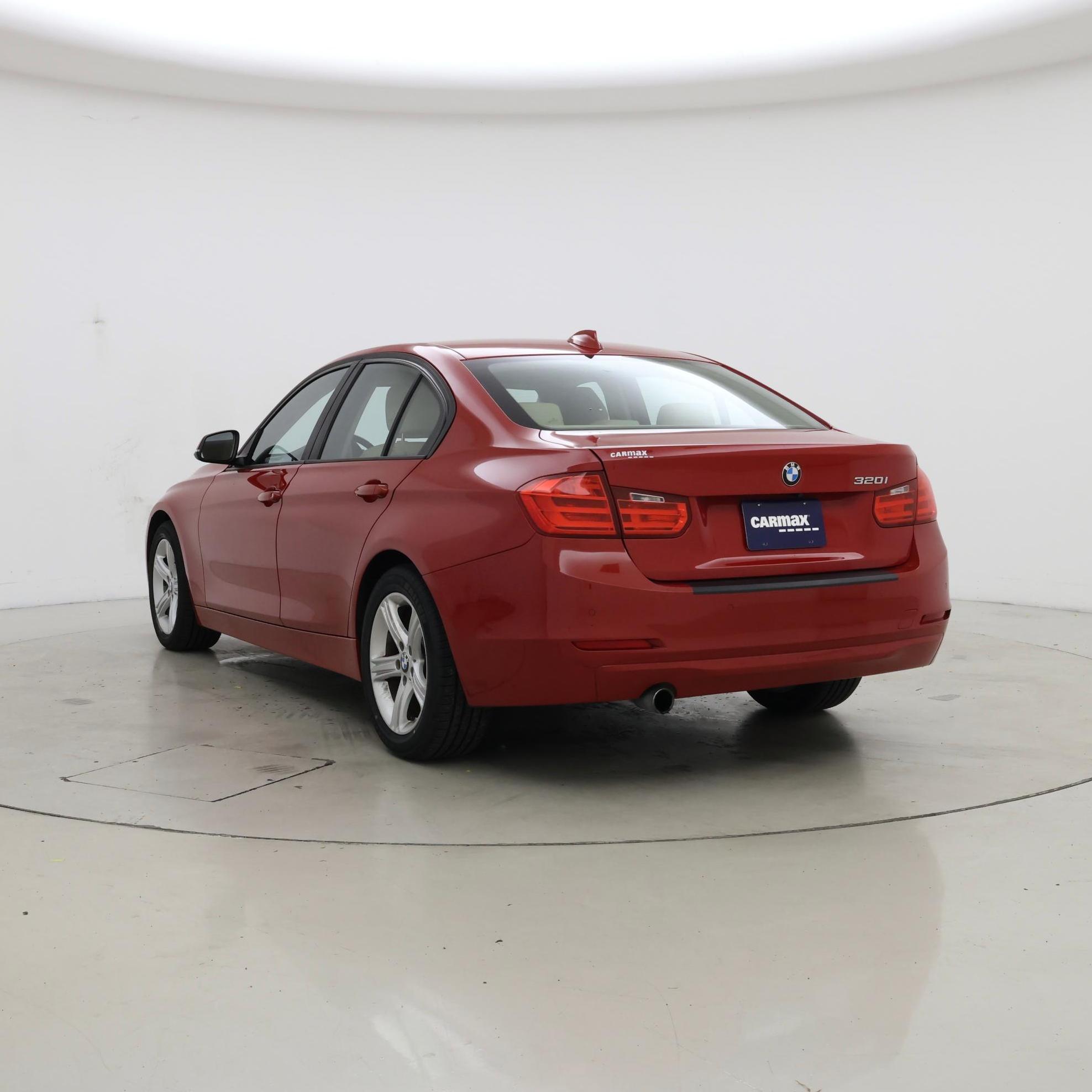 Thumbnail: 2015 BMW 3 Series - 2