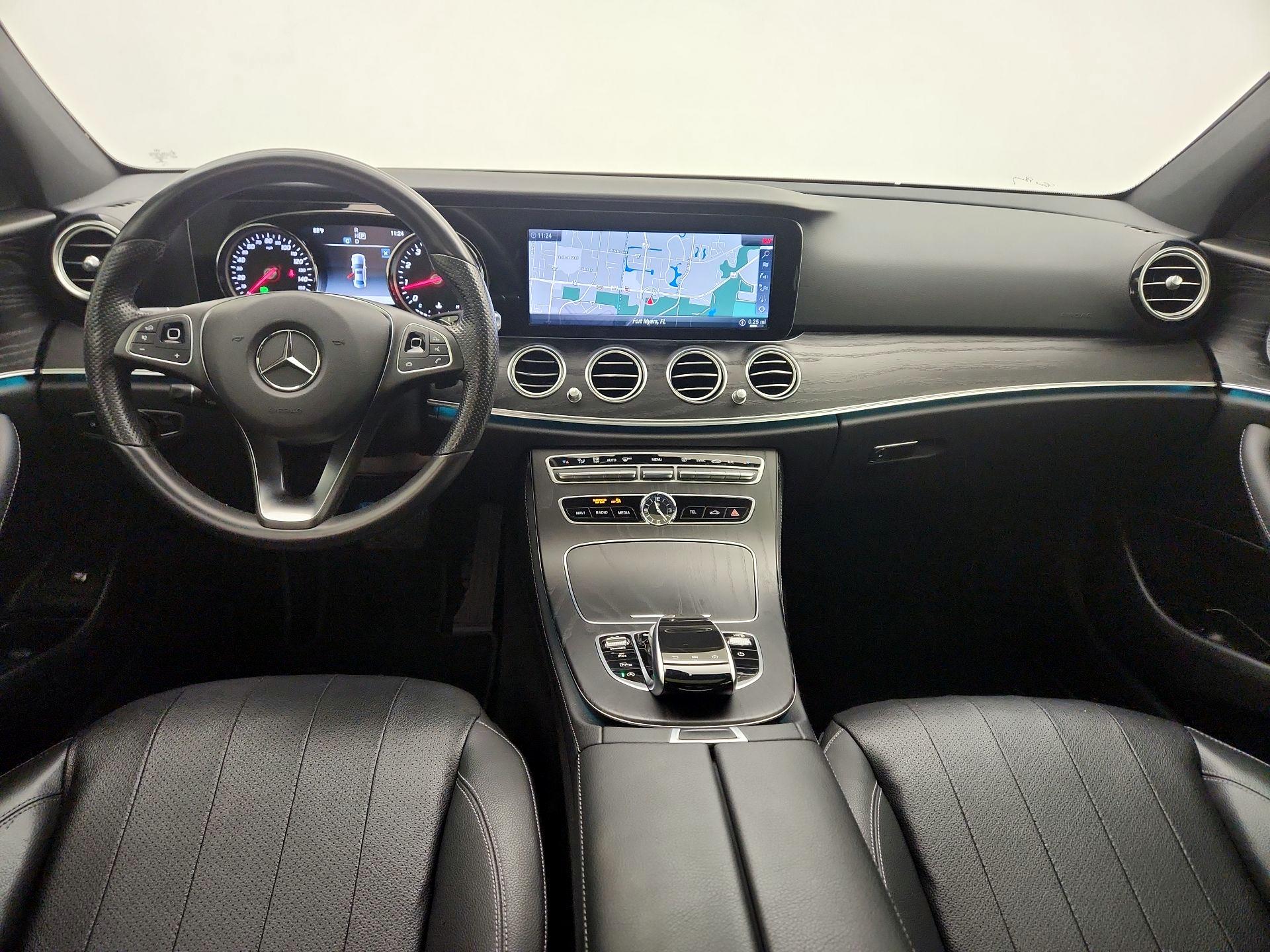 Thumbnail: 2018 Mercedes-Benz E-Class - 9