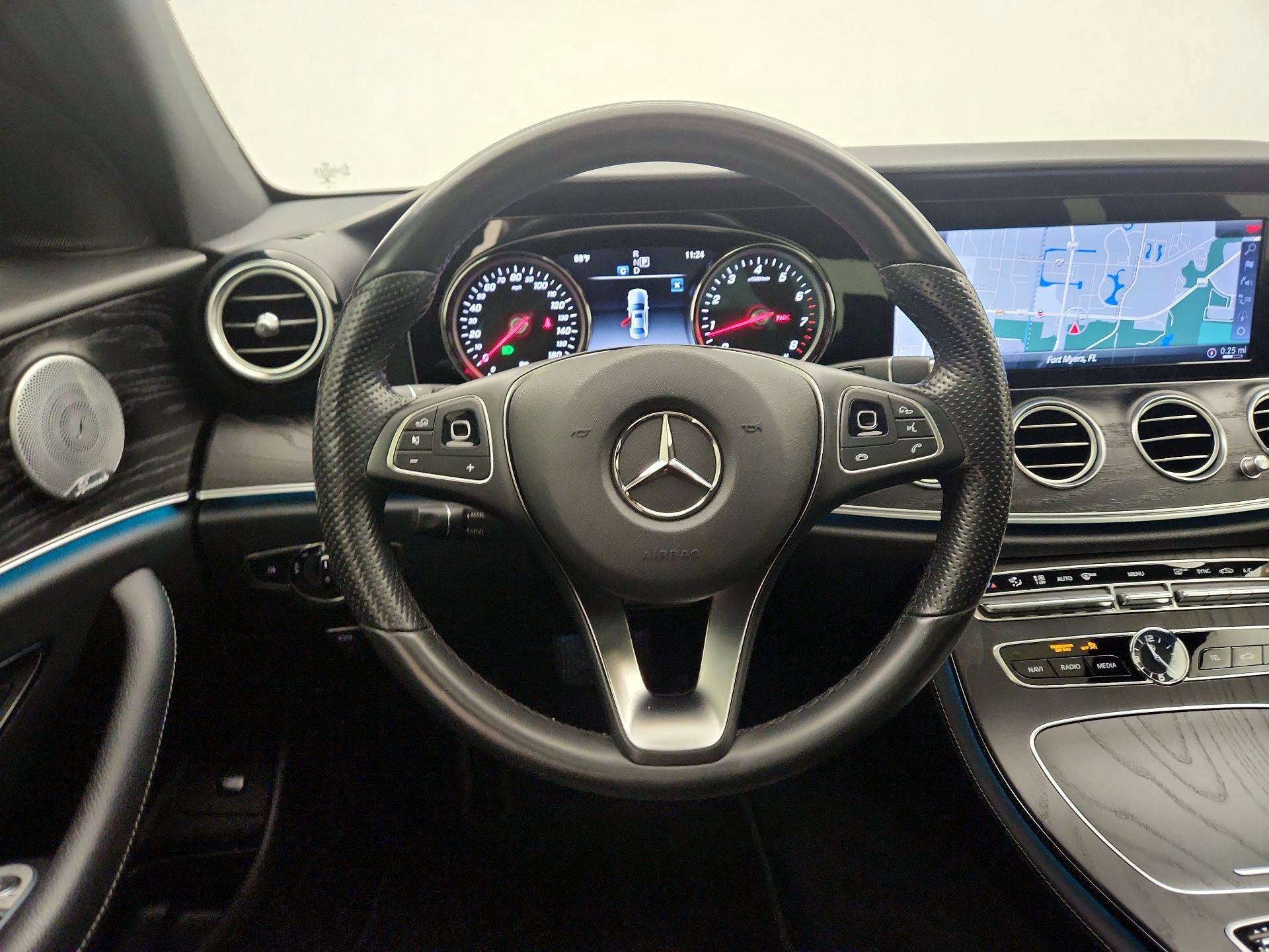 Thumbnail: 2018 Mercedes-Benz E-Class - 10