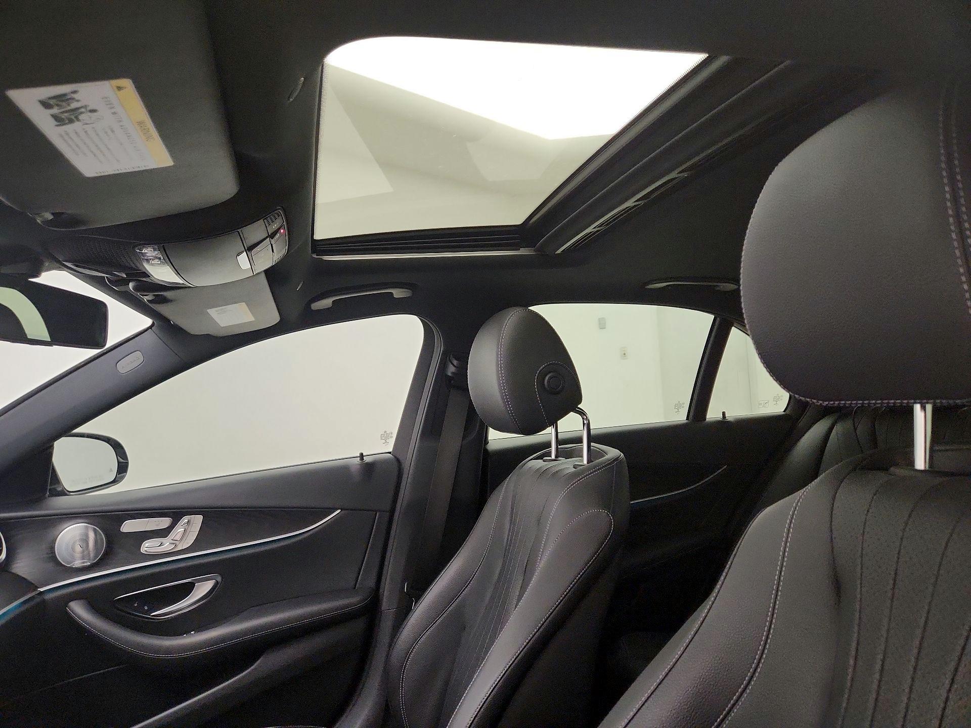 Thumbnail: 2018 Mercedes-Benz E-Class - 20