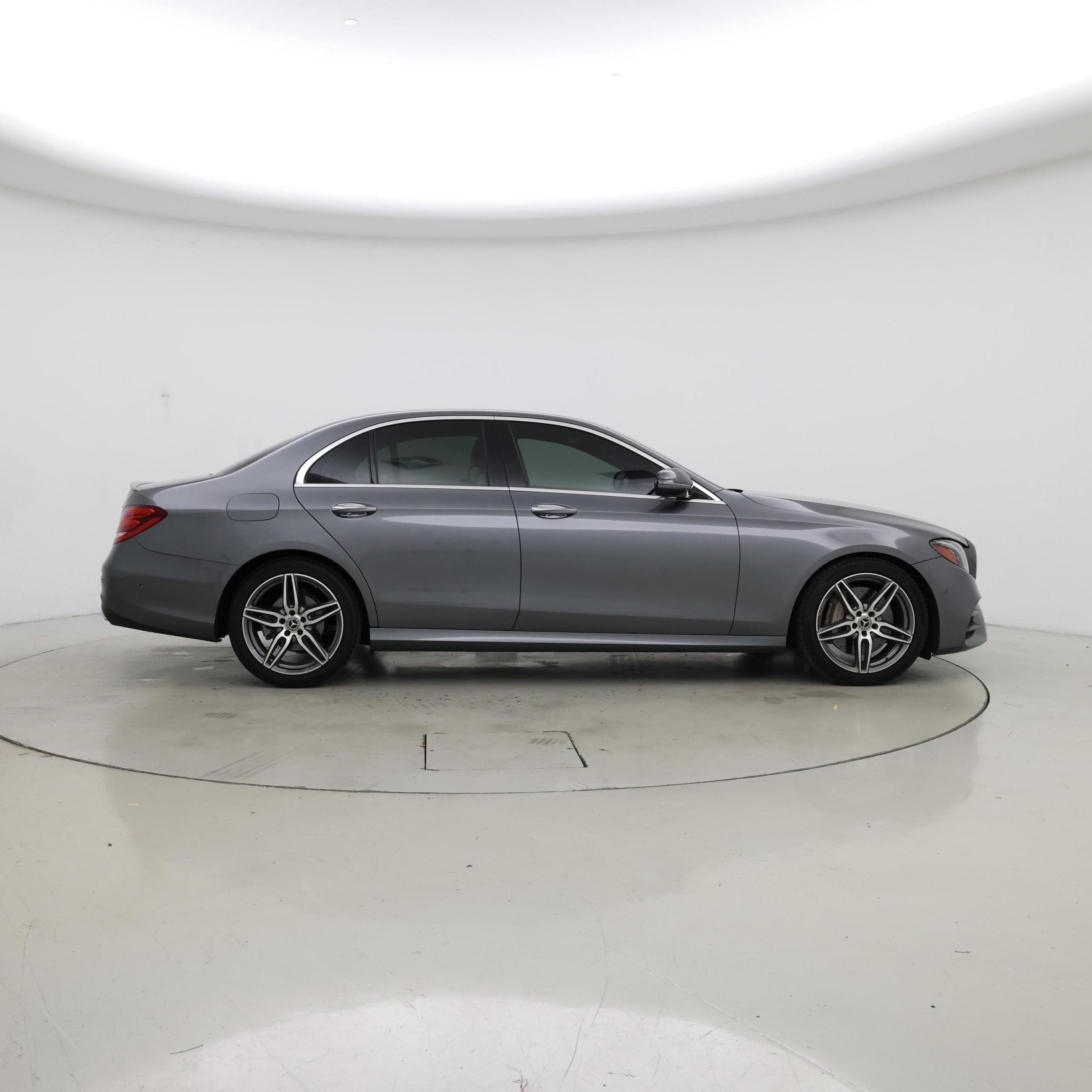 Thumbnail: 2018 Mercedes-Benz E-Class - 7