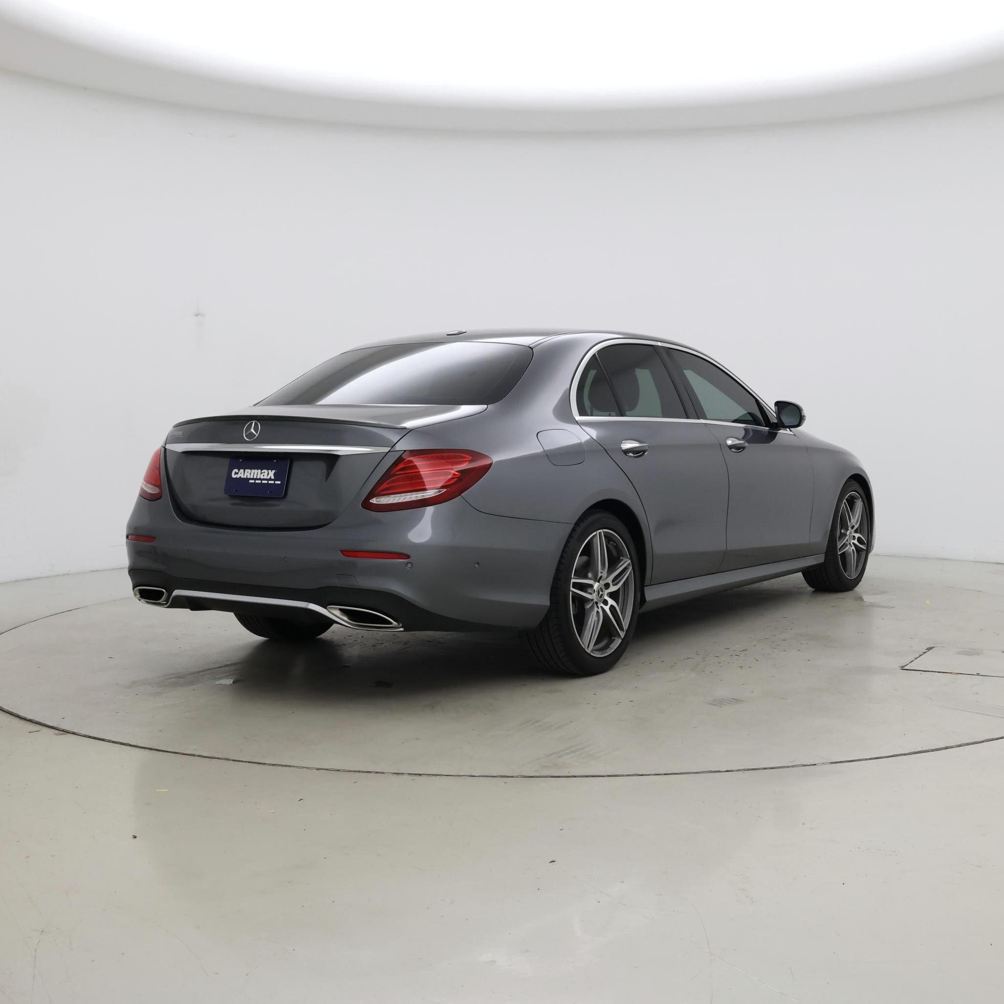 Thumbnail: 2018 Mercedes-Benz E-Class - 8