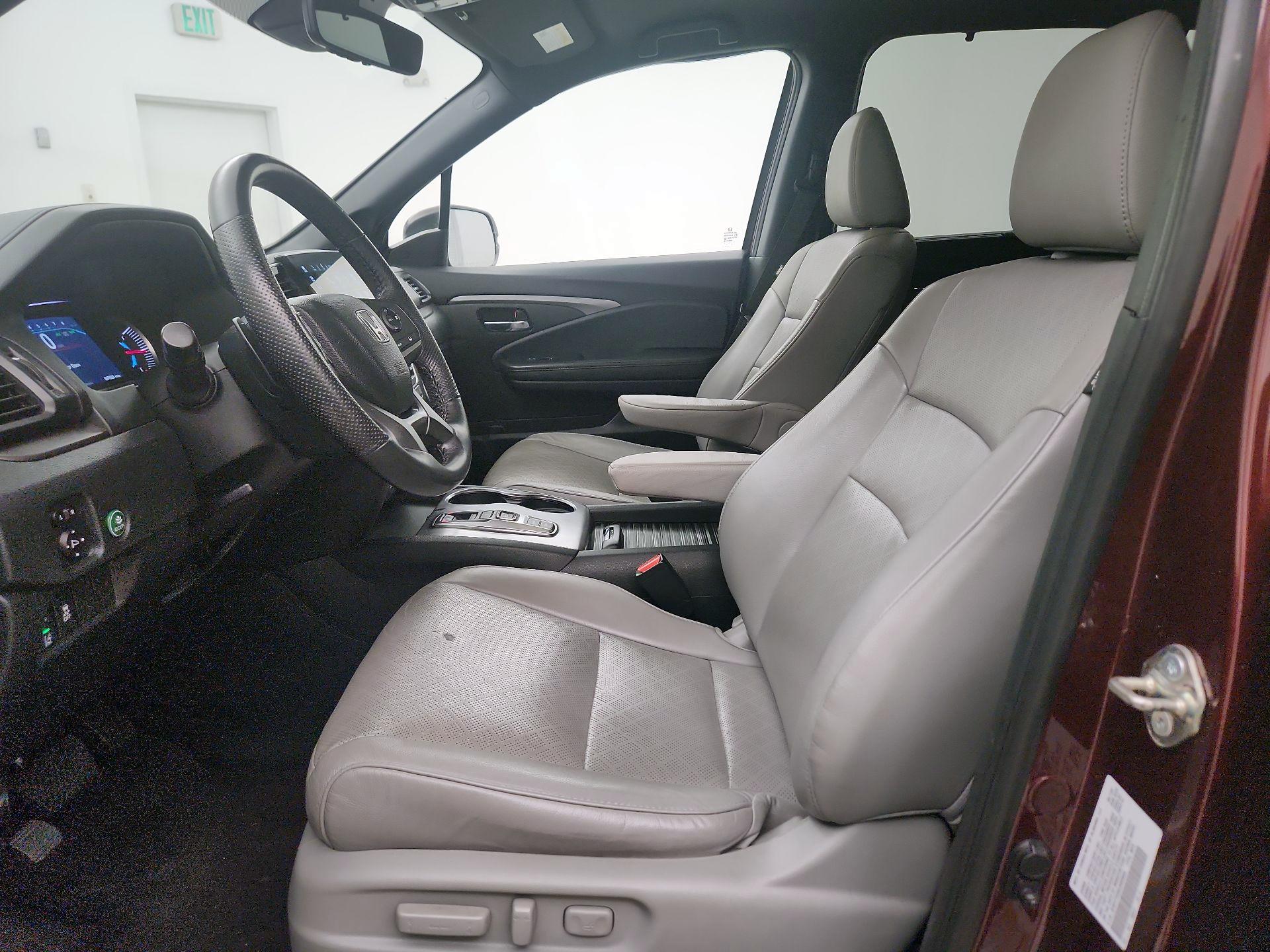Thumbnail: 2020 Honda Passport - 11