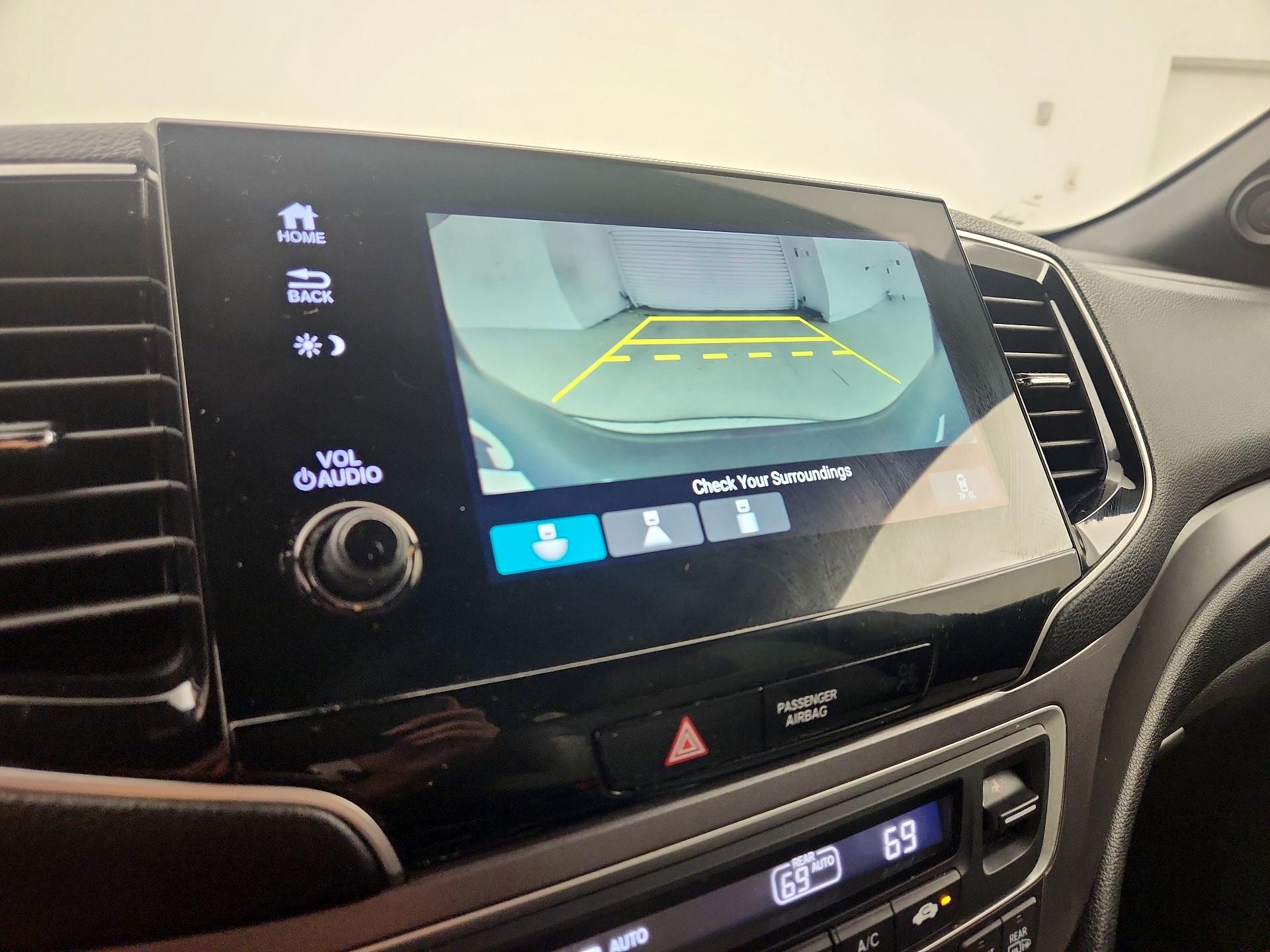 Thumbnail: 2020 Honda Passport - 14