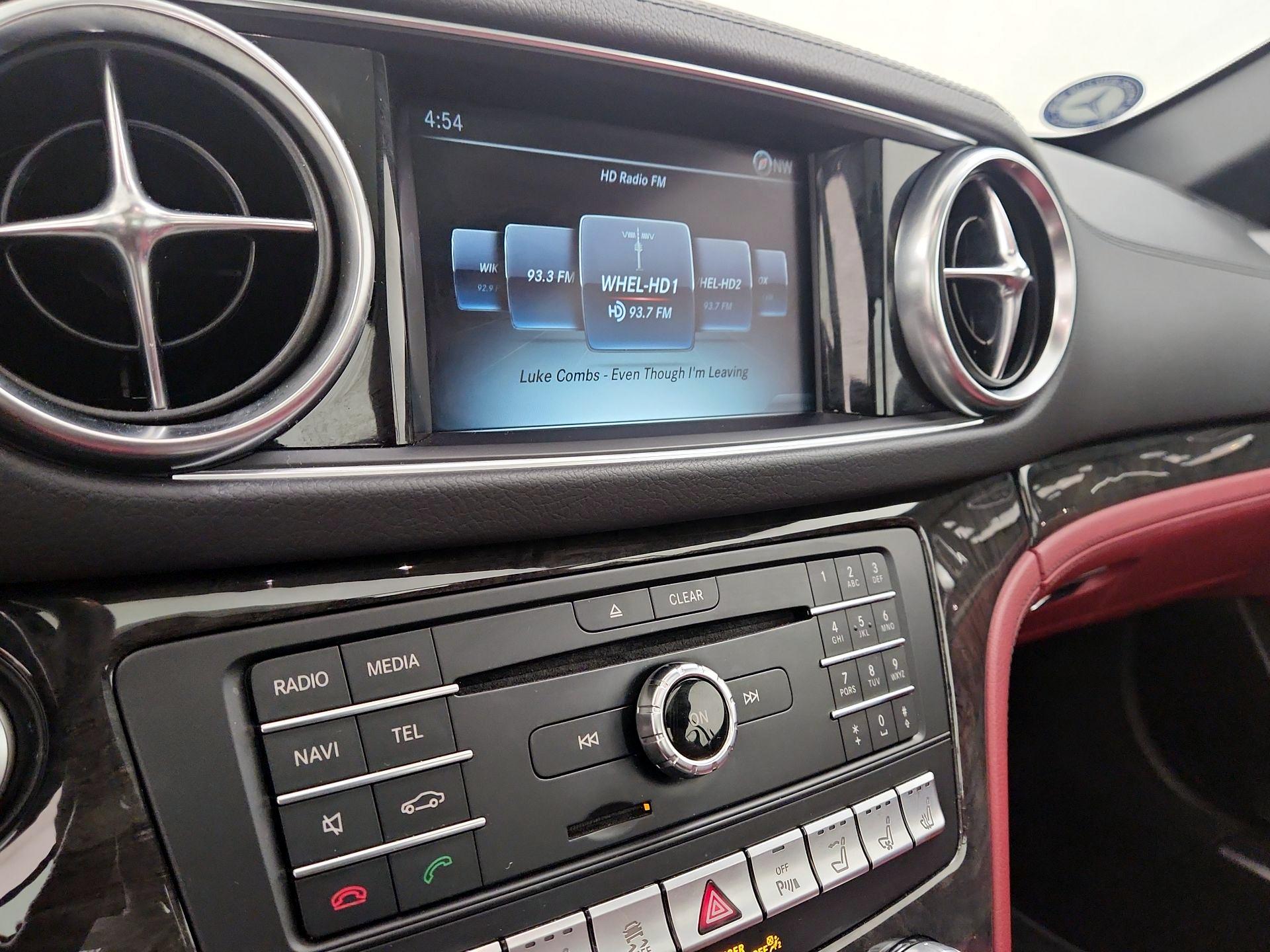 Thumbnail: 2017 Mercedes-Benz SL-Class - 16