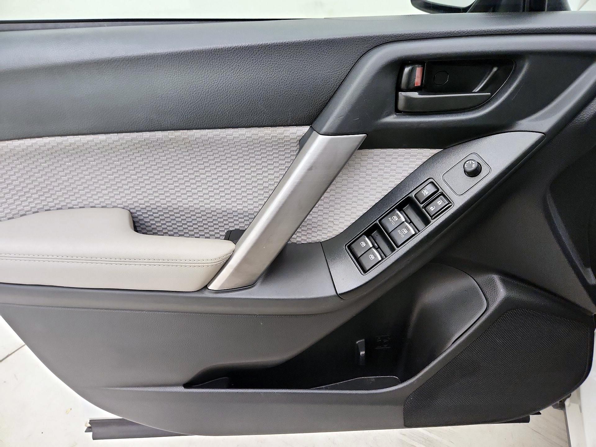Thumbnail: 2018 Subaru Forester - 12