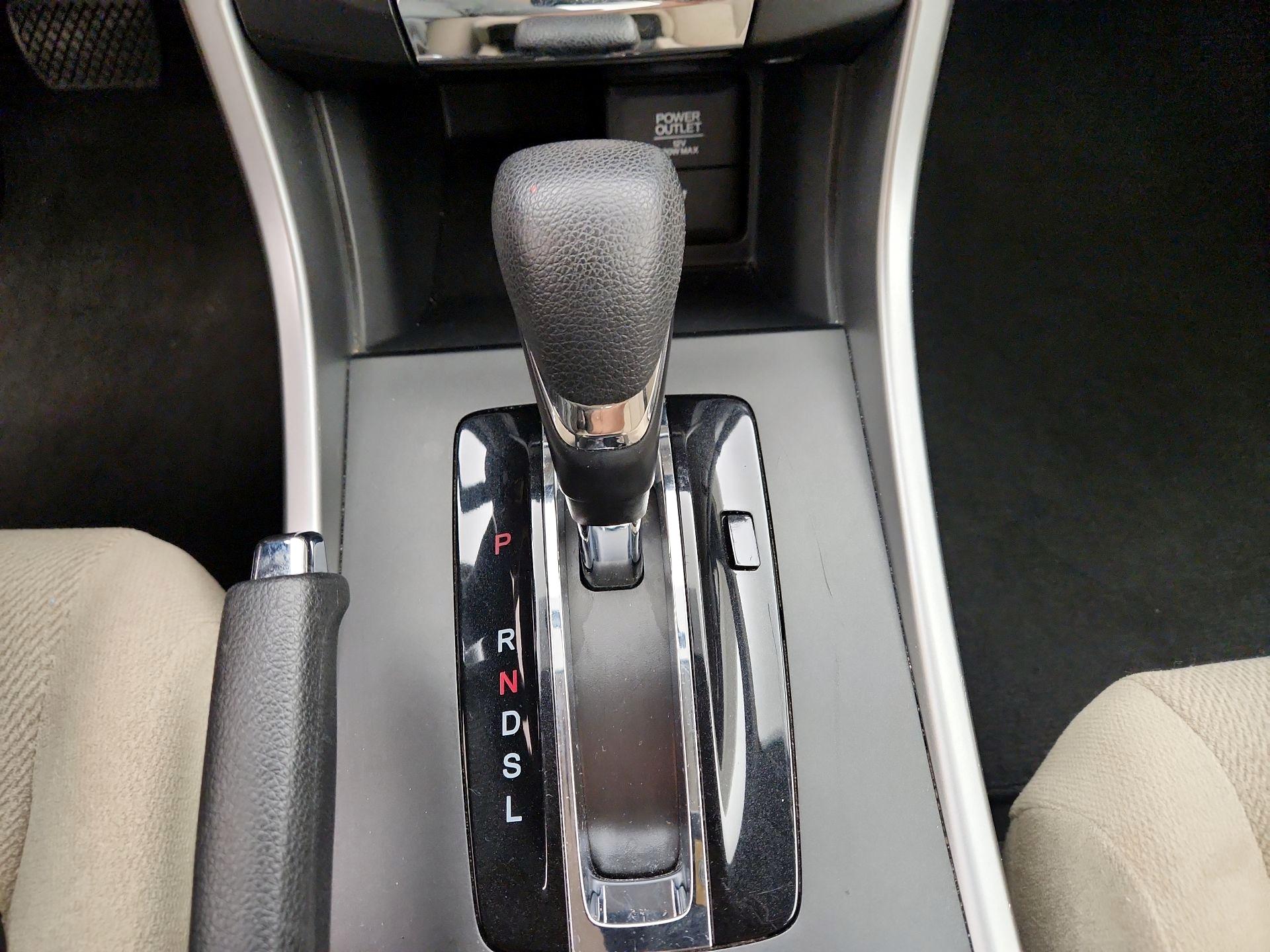 Thumbnail: 2013 Honda Accord - 17