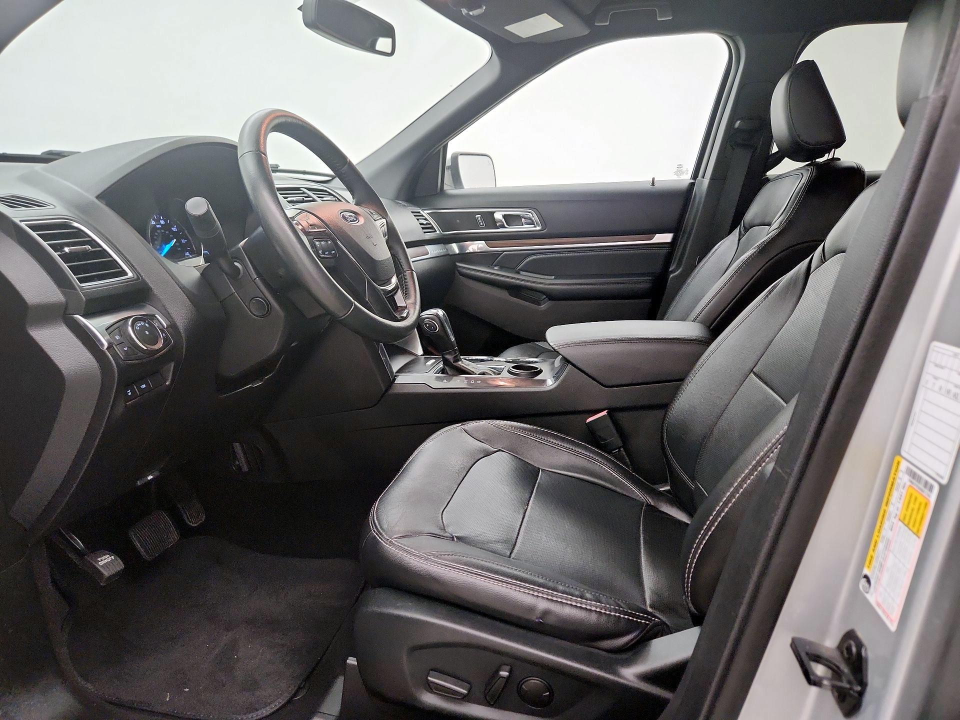 Thumbnail: 2019 Ford Explorer - 11