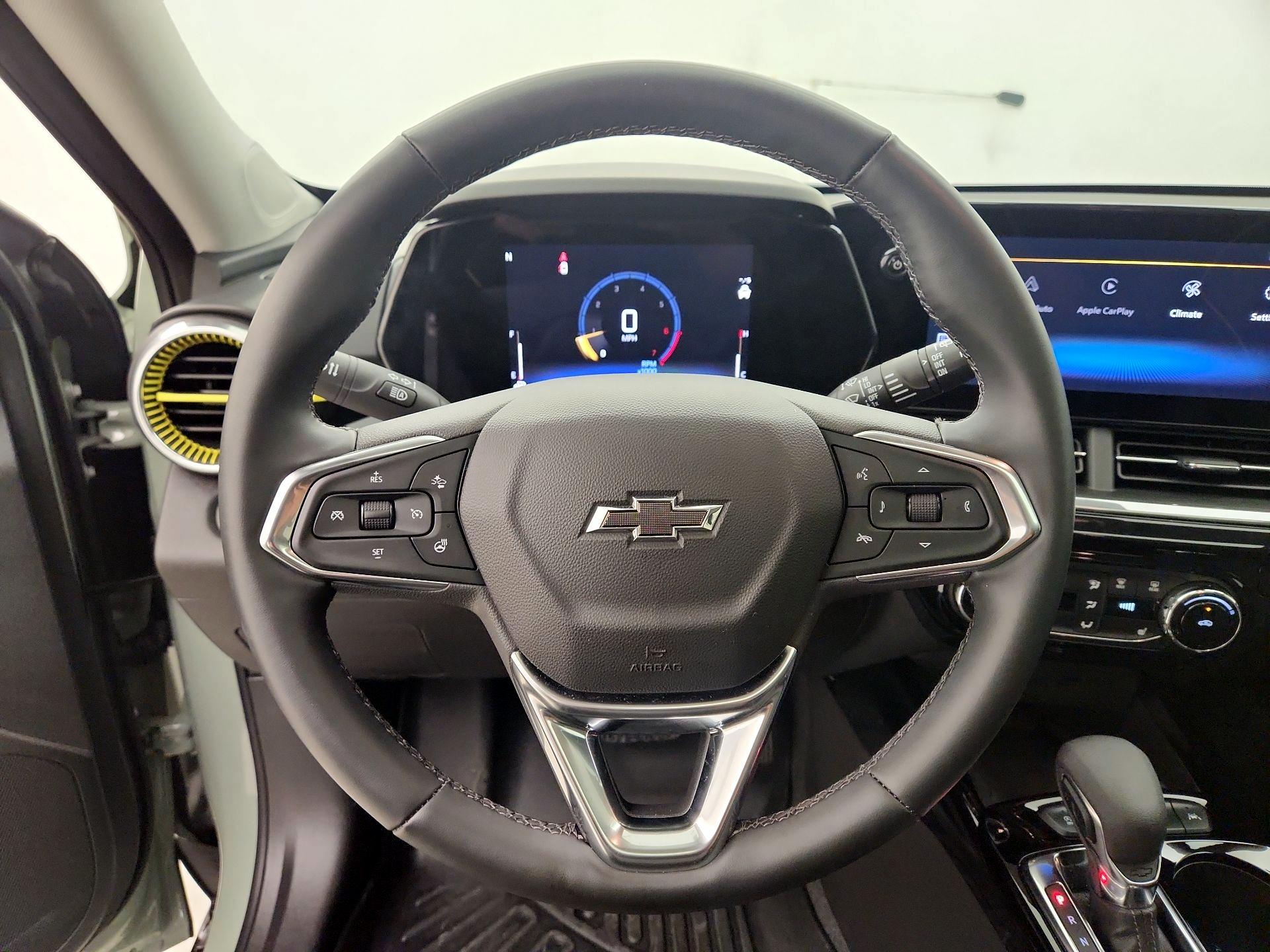 Thumbnail: 2025 Chevrolet Trax - 10