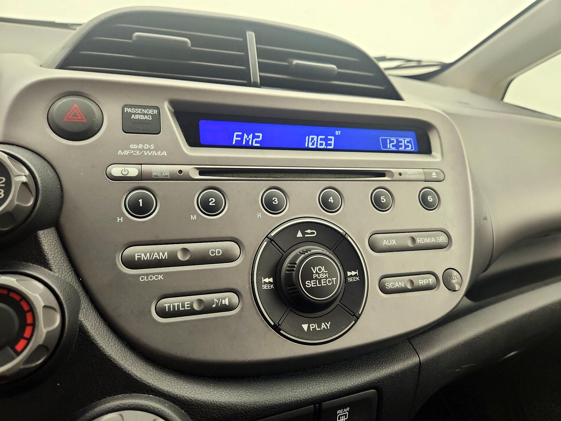 Thumbnail: 2013 Honda Fit - 14