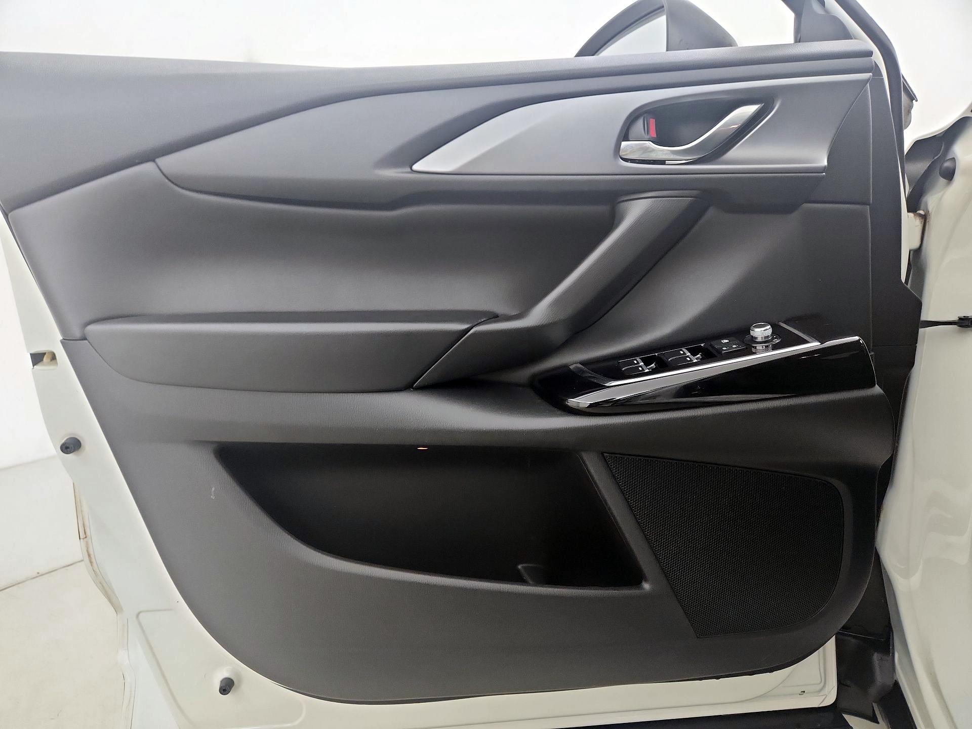 Thumbnail: 2022 Mazda CX-9 - 12