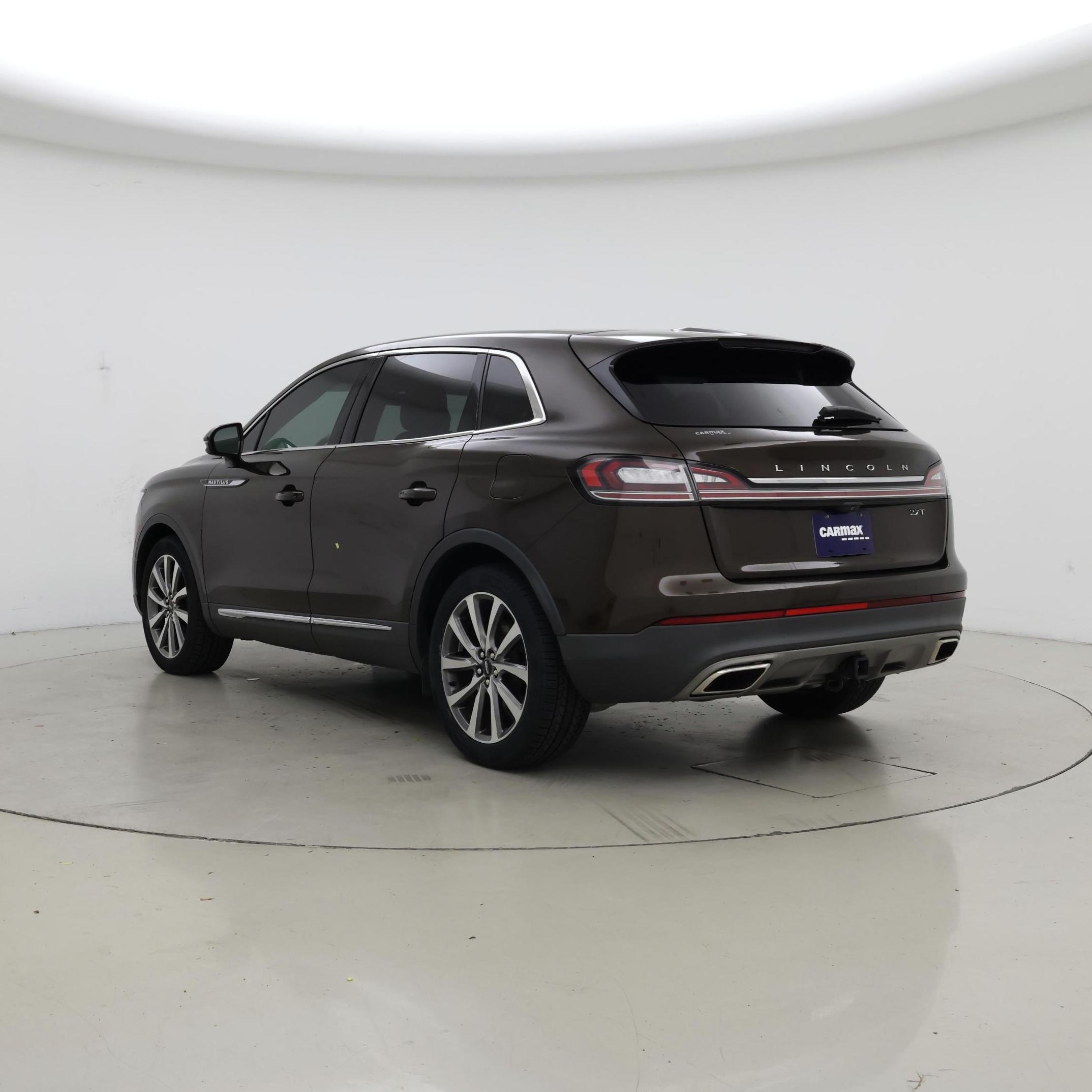 Thumbnail: 2019 Lincoln Nautilus - 2
