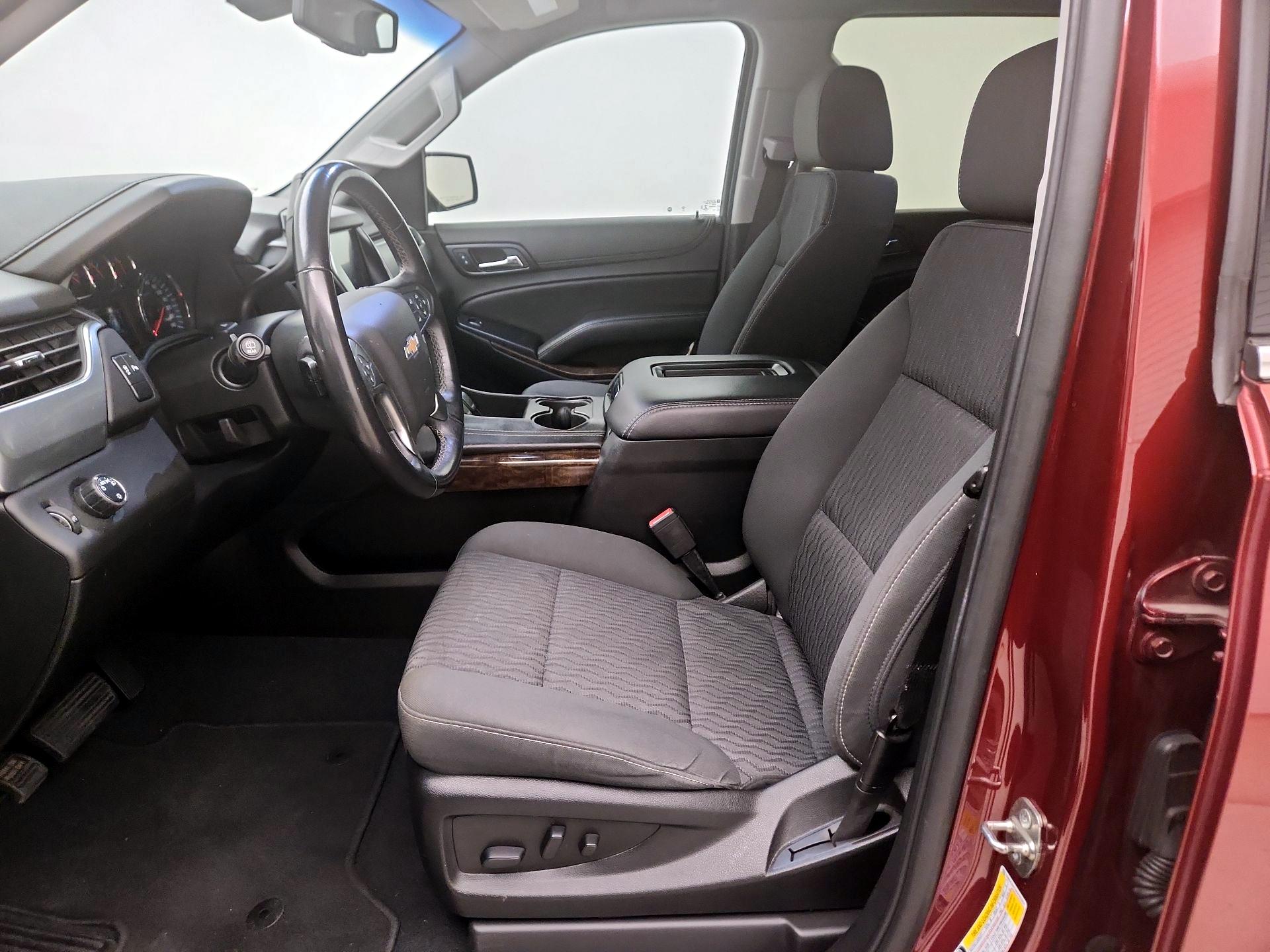 Thumbnail: 2019 Chevrolet Tahoe - 11