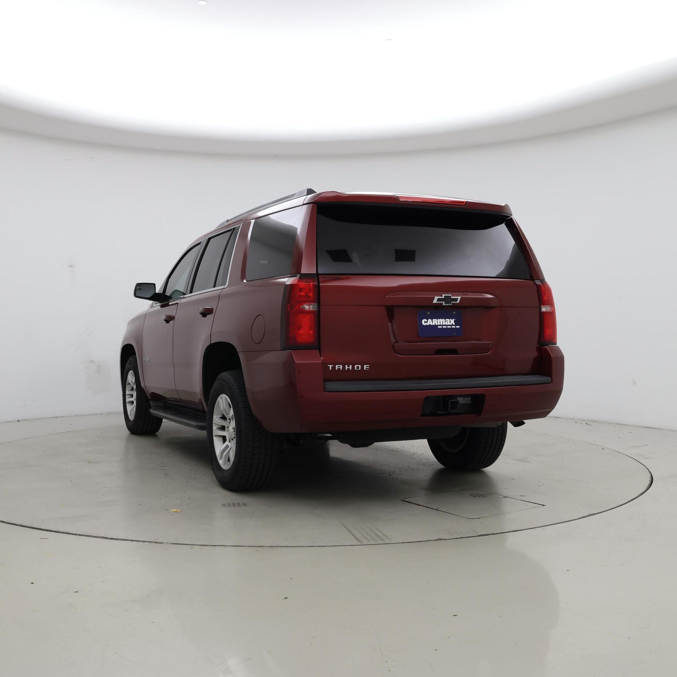 Thumbnail: 2019 Chevrolet Tahoe - 2
