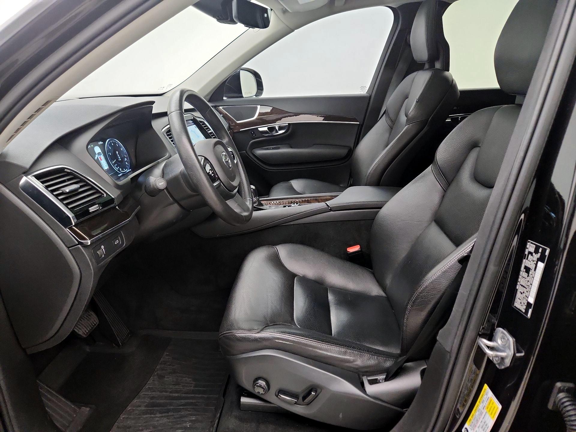 Thumbnail: 2016 Volvo XC90 - 11