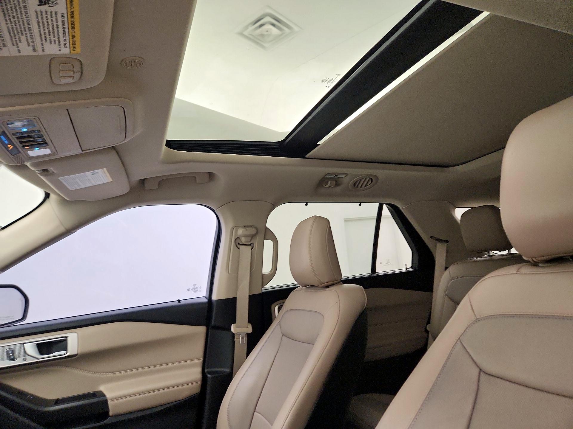 Thumbnail: 2020 Ford Explorer - 20