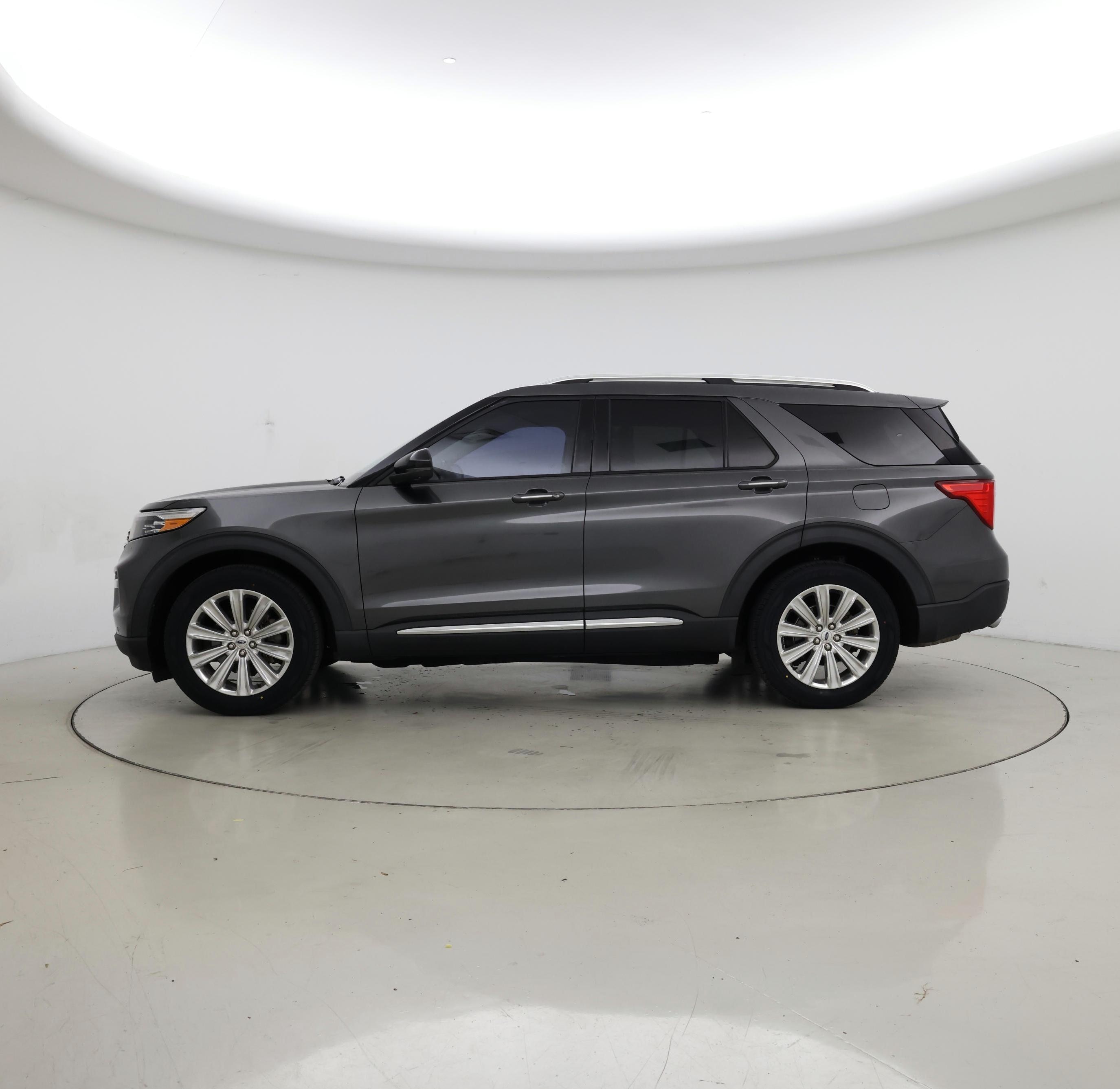 Thumbnail: 2020 Ford Explorer - 3
