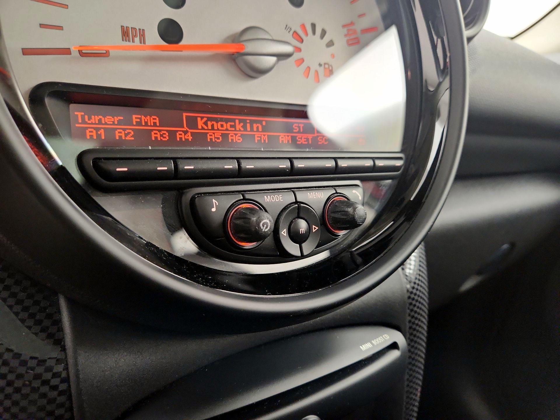 Thumbnail: 2014 MINI Cooper Countryman - 13
