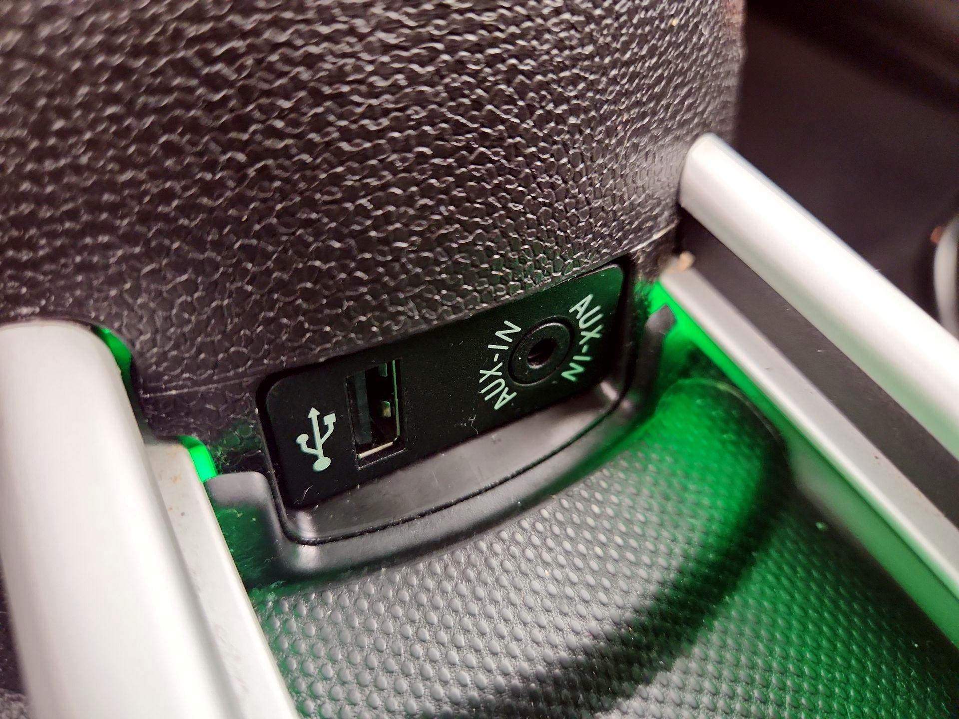 Thumbnail: 2014 MINI Cooper Countryman - 16