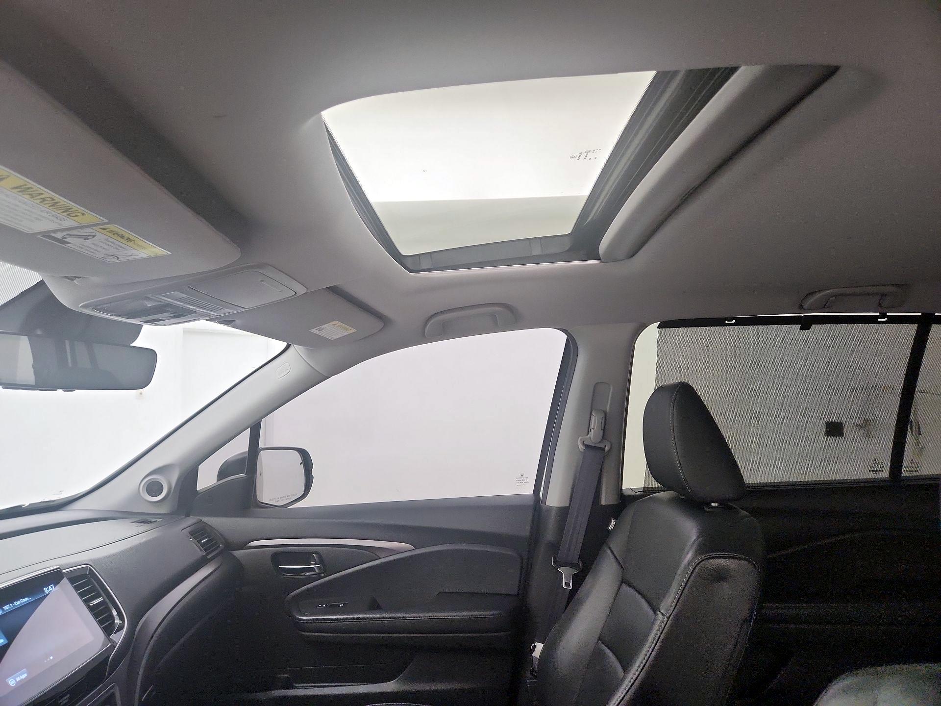 Thumbnail: 2020 Honda Pilot - 19