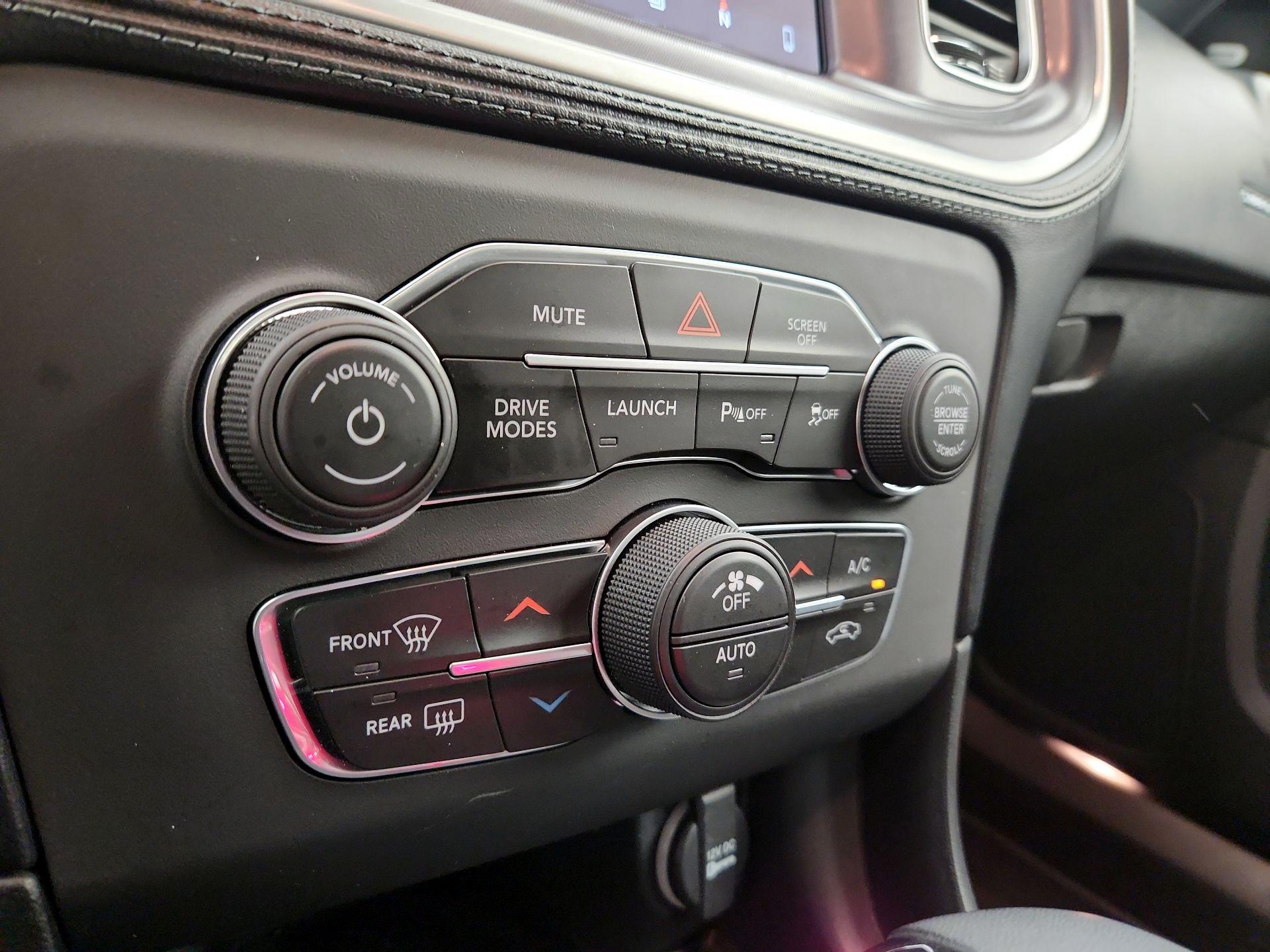 Thumbnail: 2019 Dodge Charger - 17