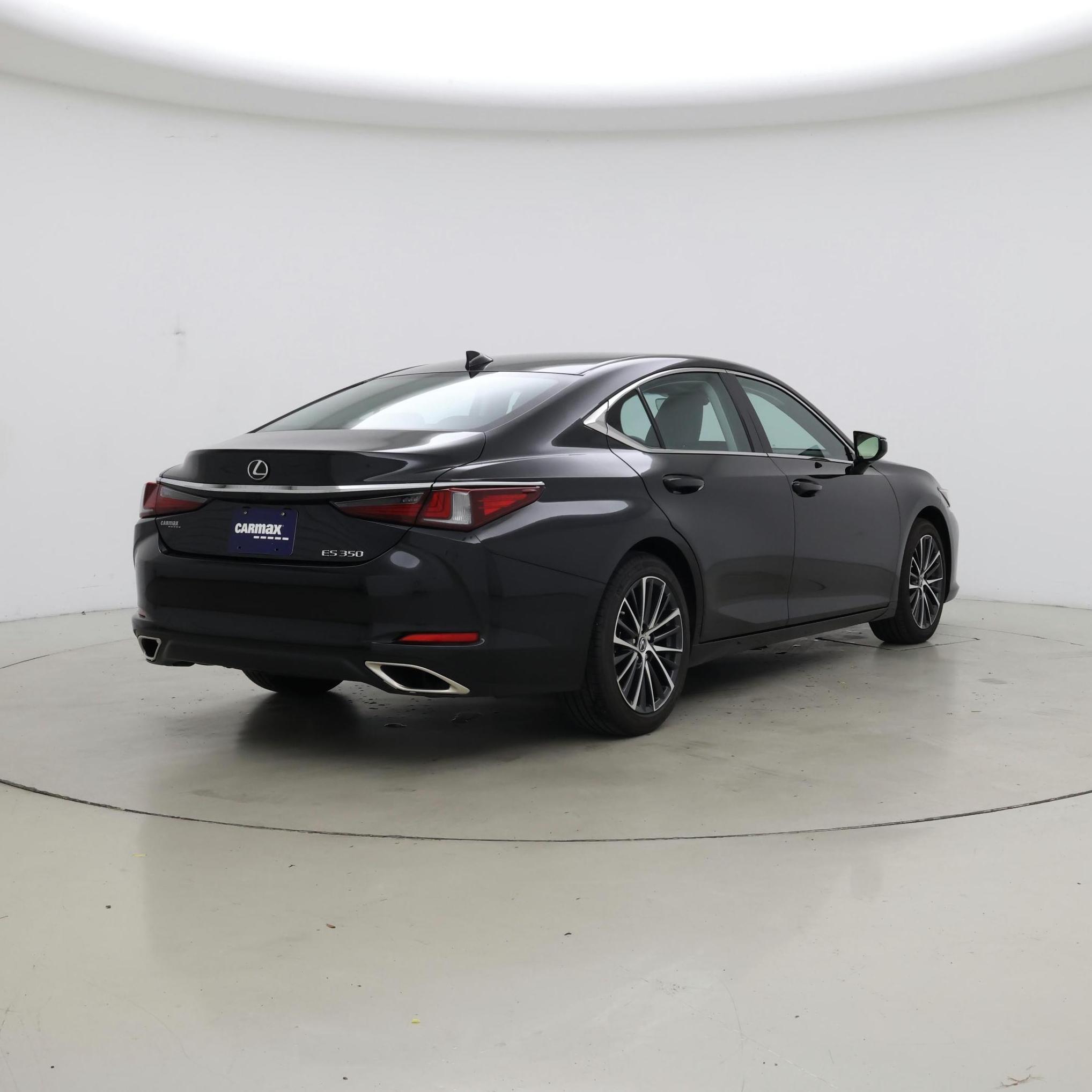 Thumbnail: 2022 Lexus ES - 8