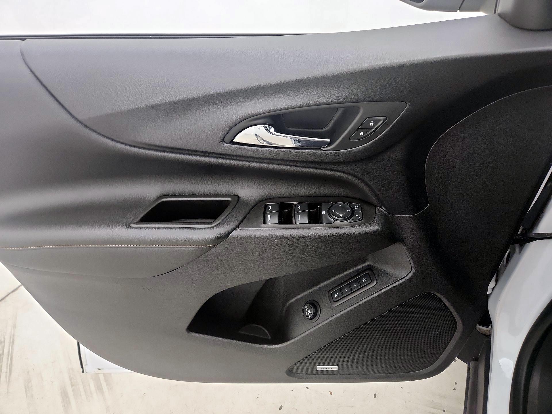 Thumbnail: 2021 Chevrolet Equinox - 12