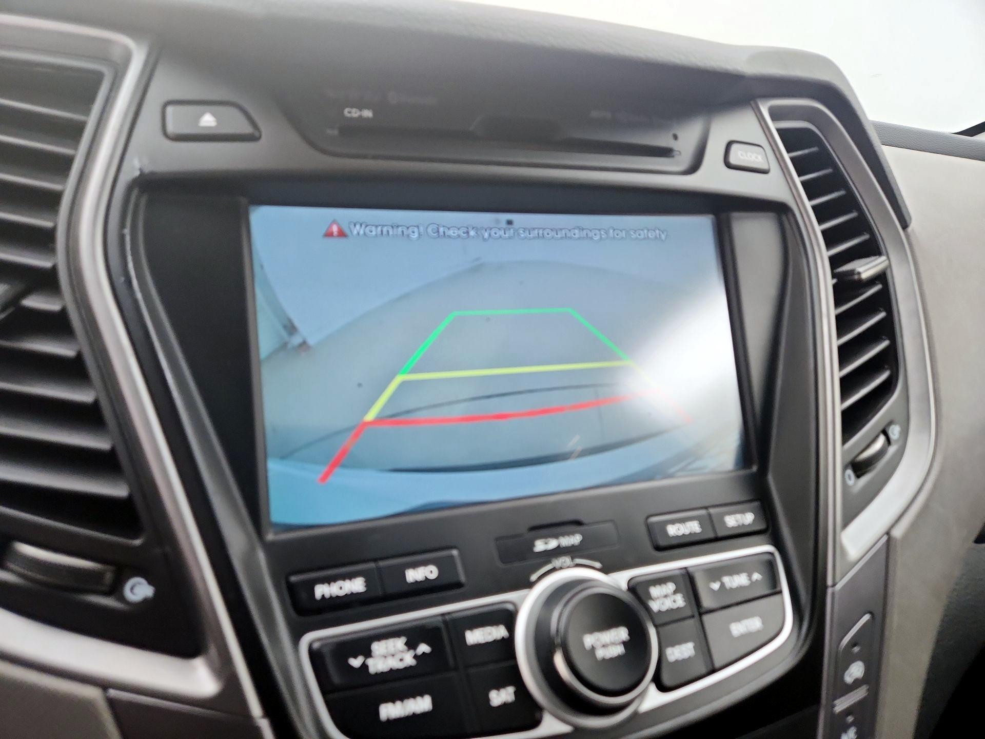 Thumbnail: 2015 Hyundai Santa Fe - 14