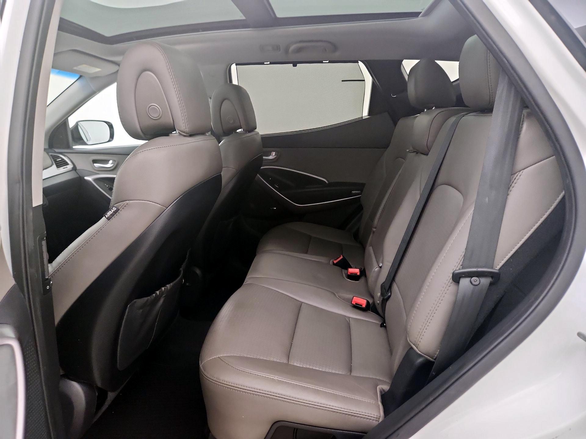 Thumbnail: 2015 Hyundai Santa Fe - 20