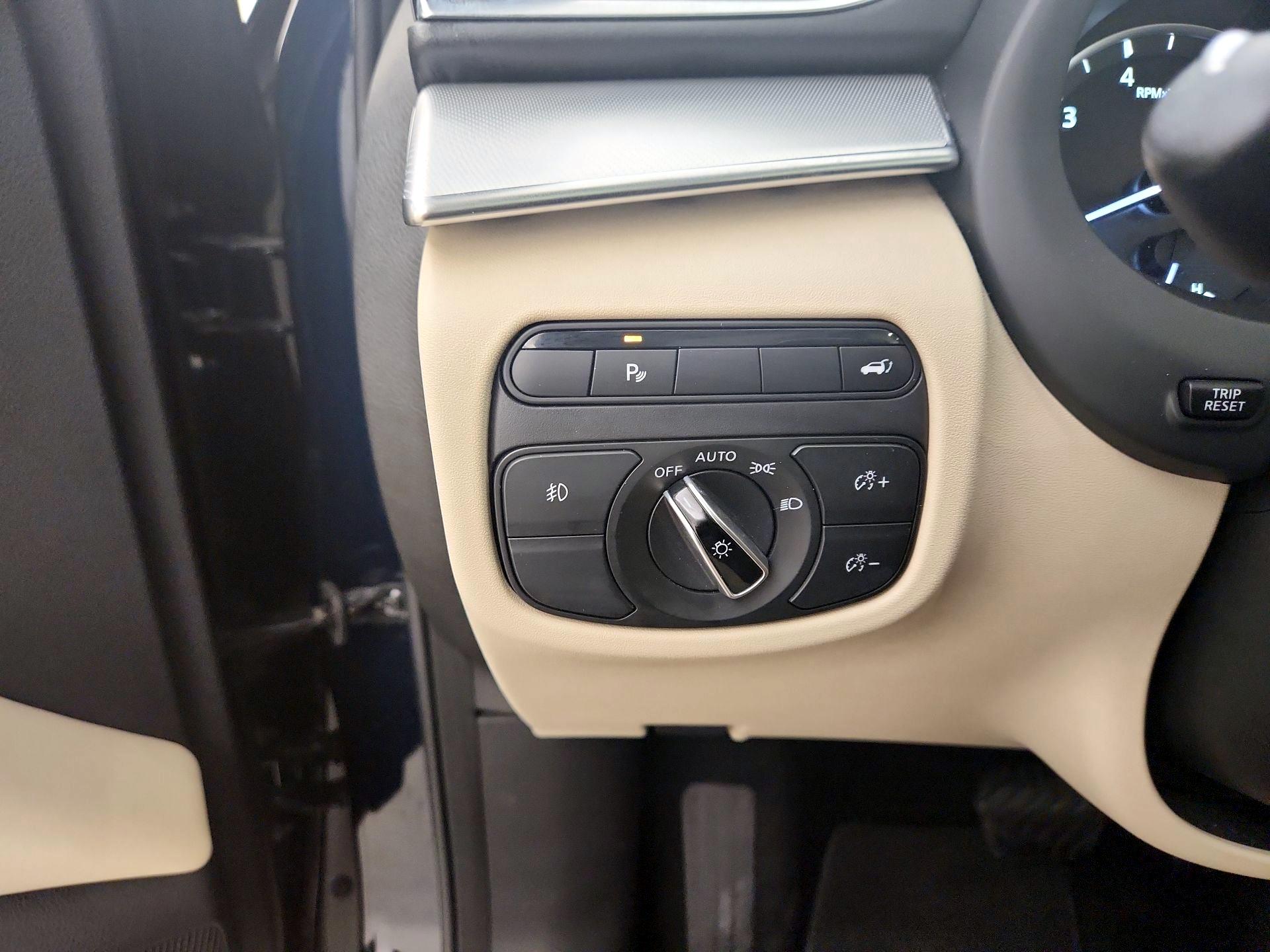 Thumbnail: 2020 INFINITI QX50 - 13