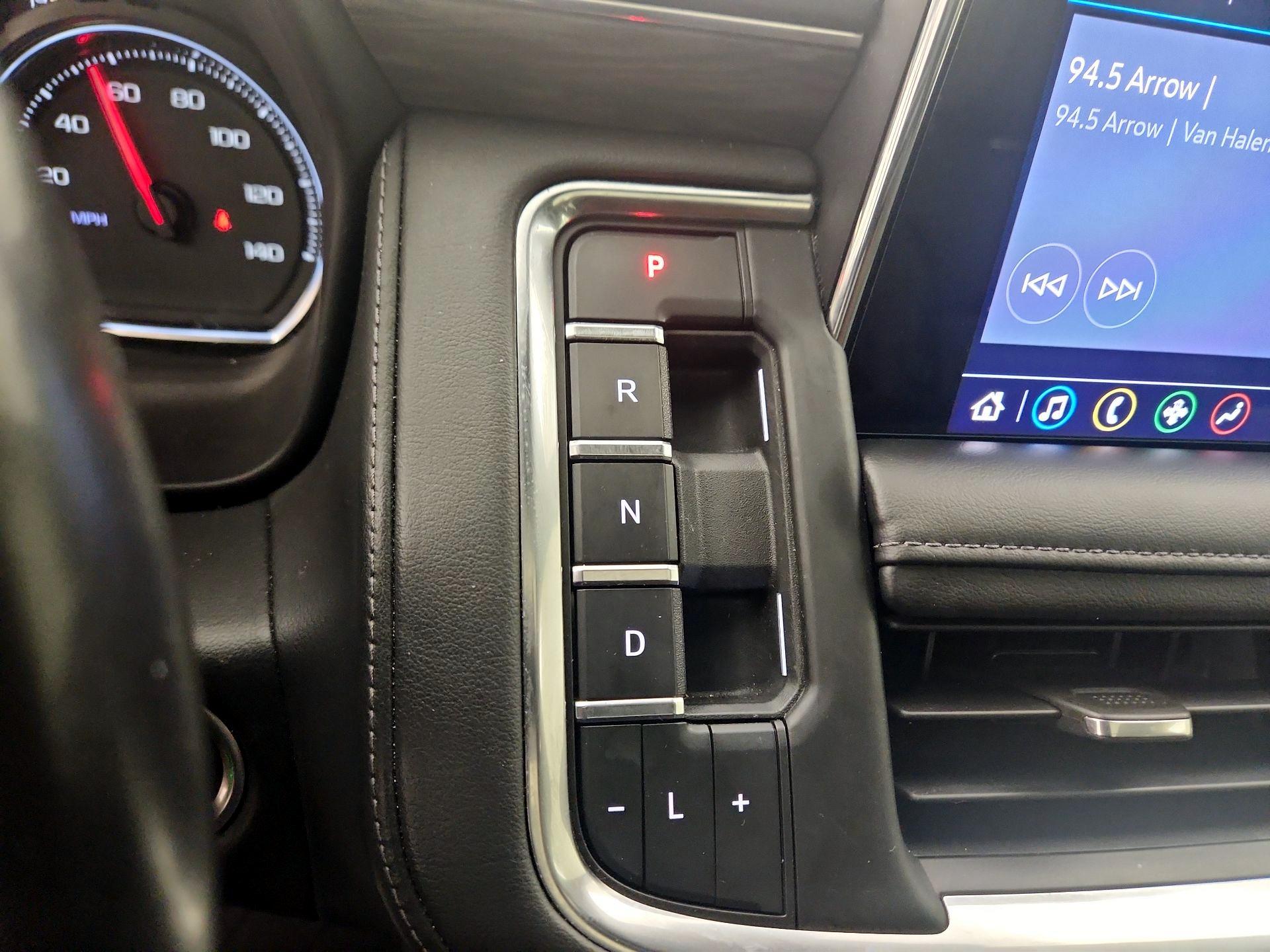 Thumbnail: 2021 Chevrolet Suburban - 17