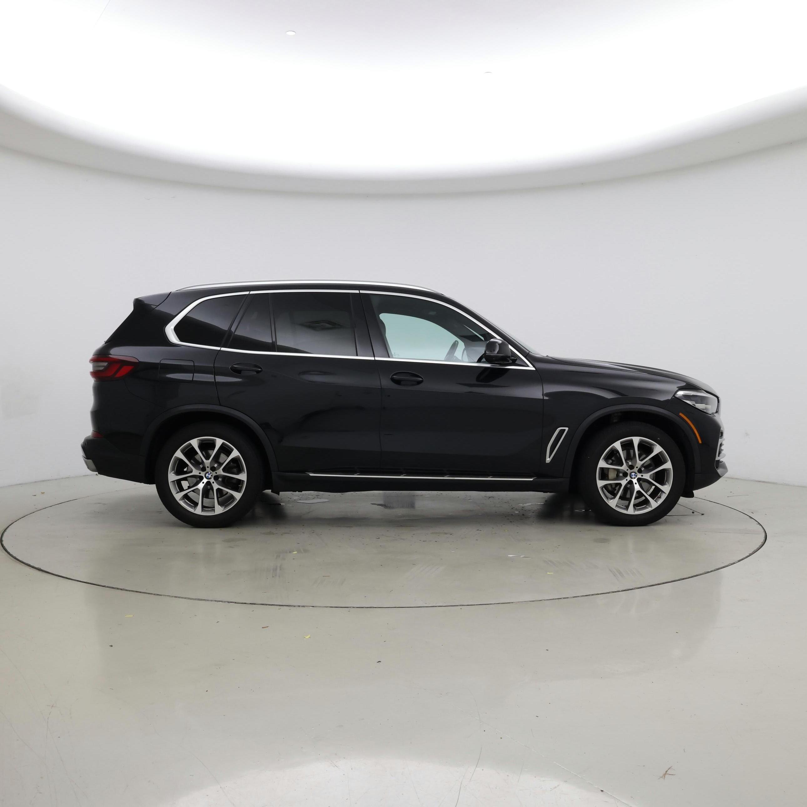 Thumbnail: 2023 BMW X5 - 7