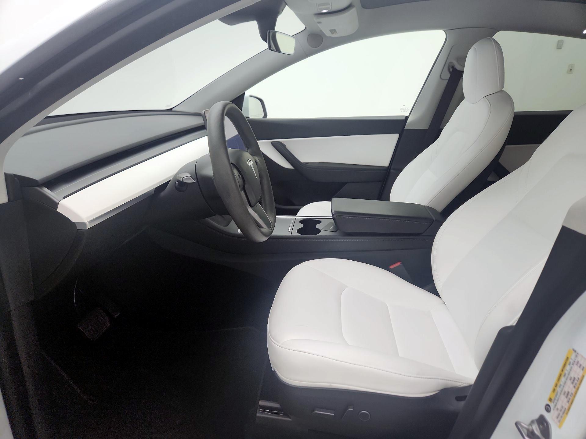 Thumbnail: 2022 Tesla Model Y - 11