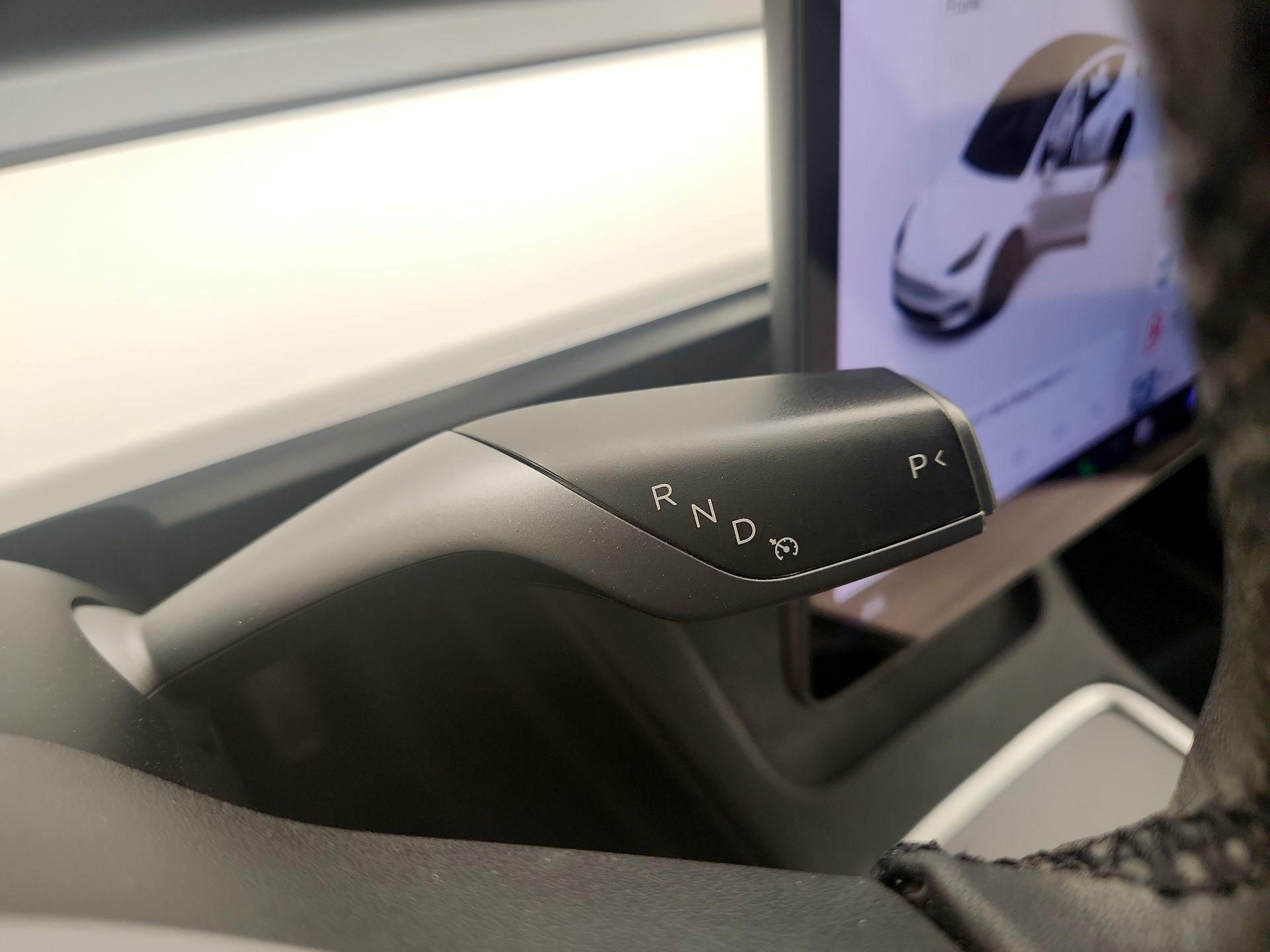 Thumbnail: 2022 Tesla Model Y - 17