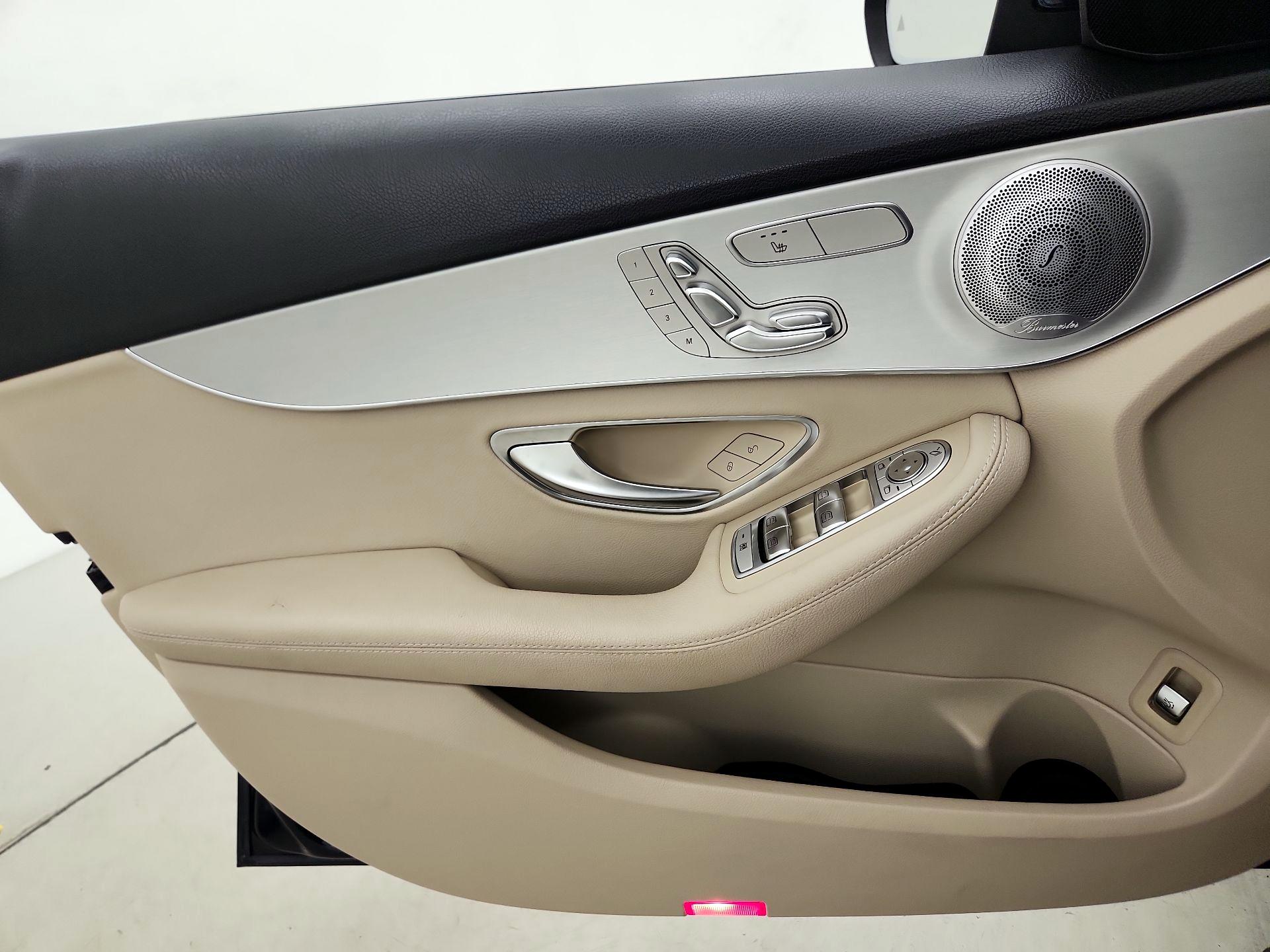 Thumbnail: 2020 Mercedes-Benz C-Class - 12
