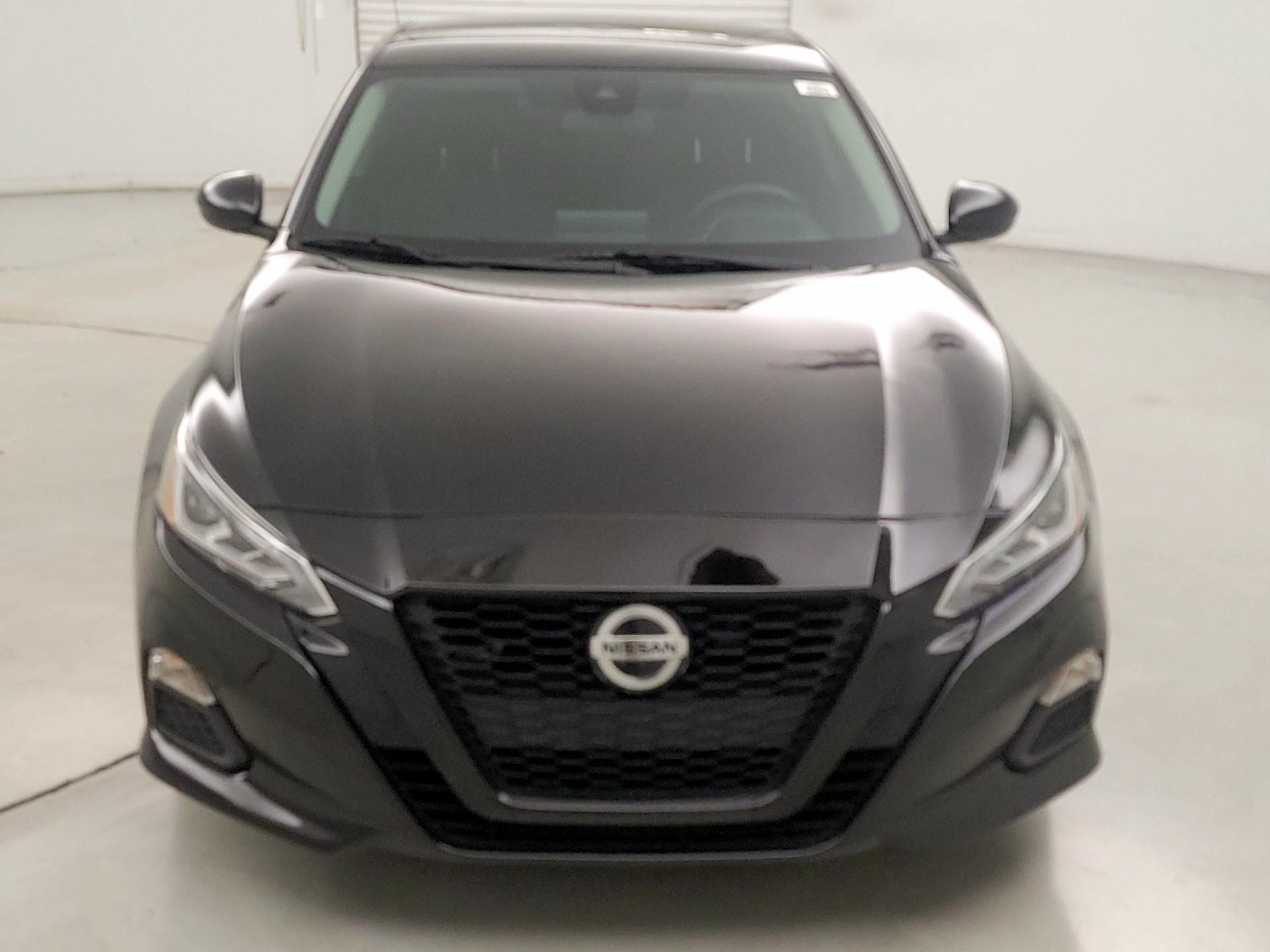 Thumbnail: 2022 Nissan Altima - 2
