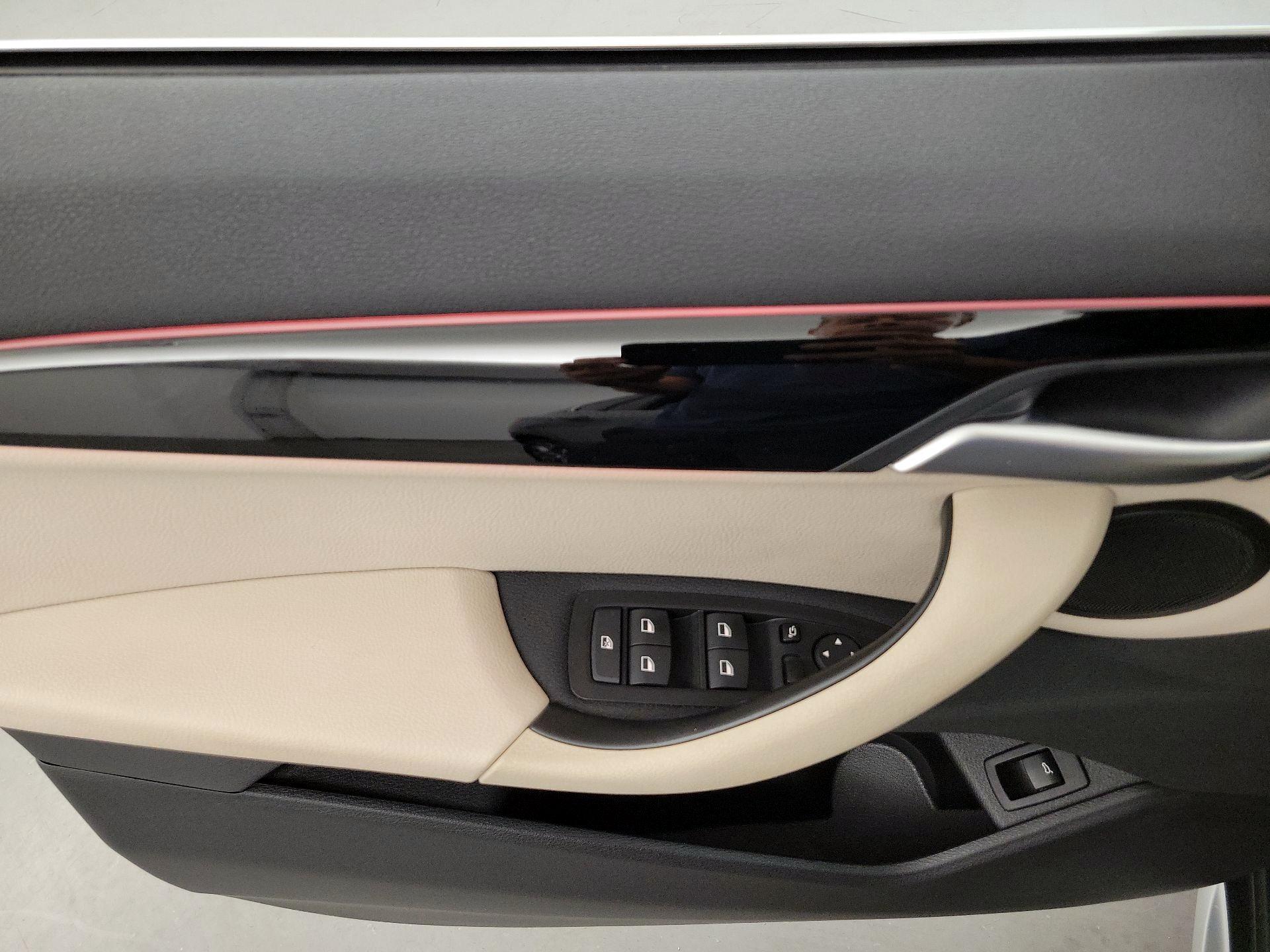 Thumbnail: 2022 BMW X1 - 12
