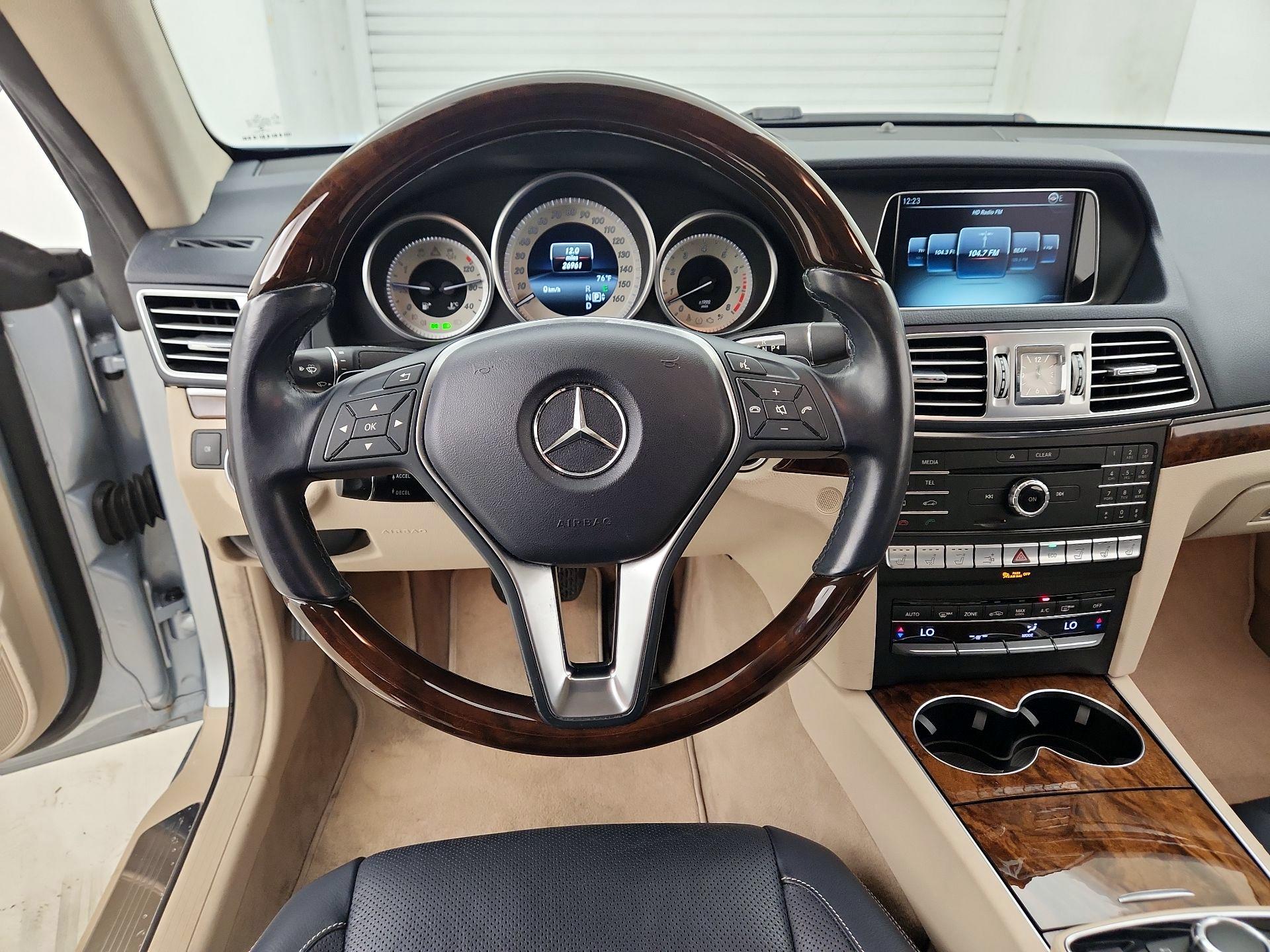 Thumbnail: 2016 Mercedes-Benz E-Class - 10