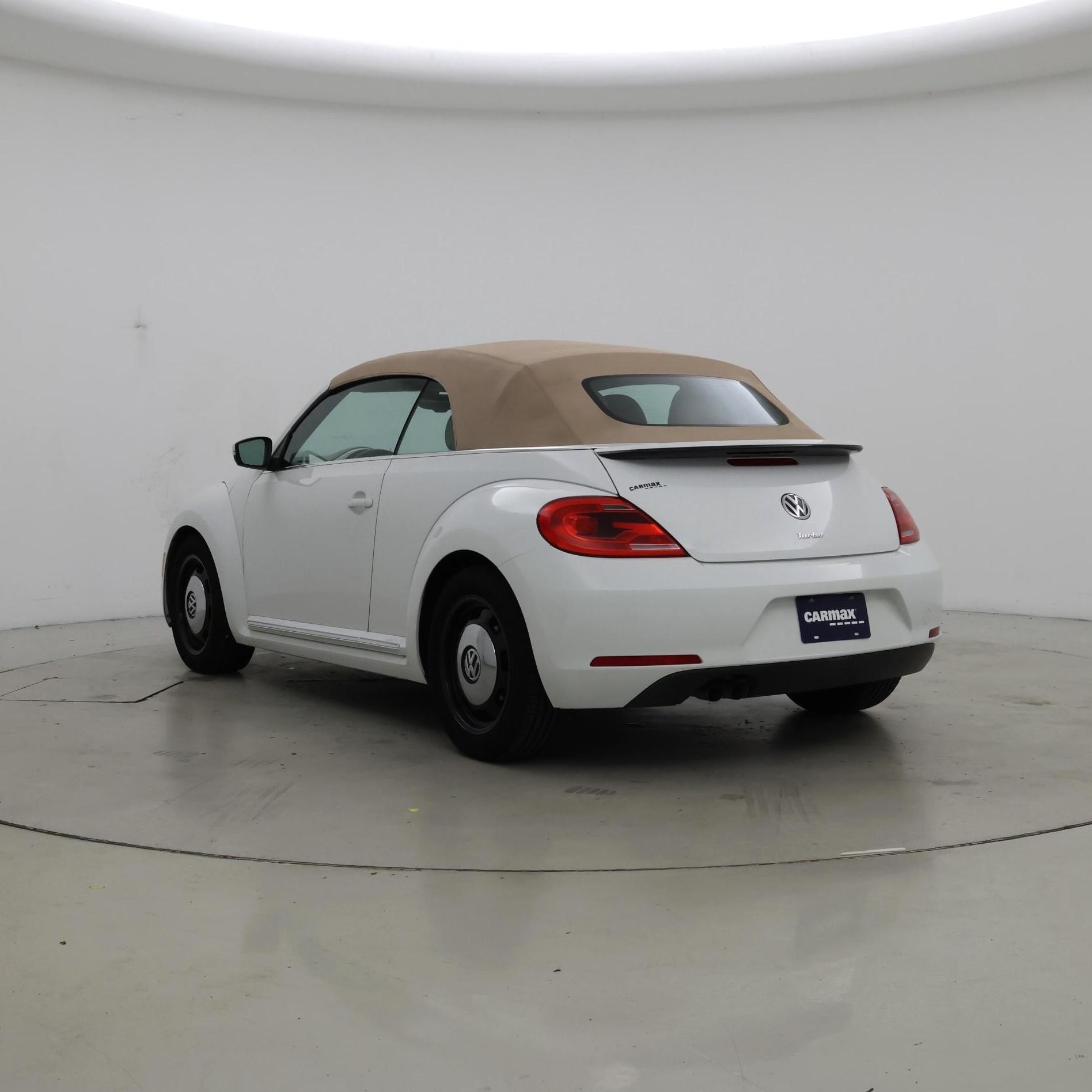 Thumbnail: 2016 Volkswagen Beetle - 2